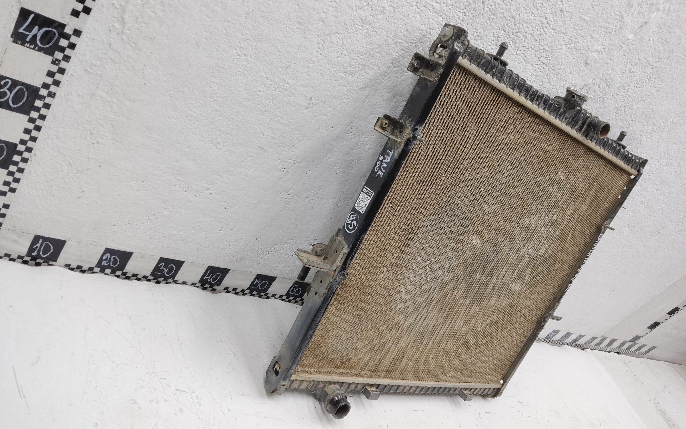 Радиатор охлаждения двигателя Tank 300