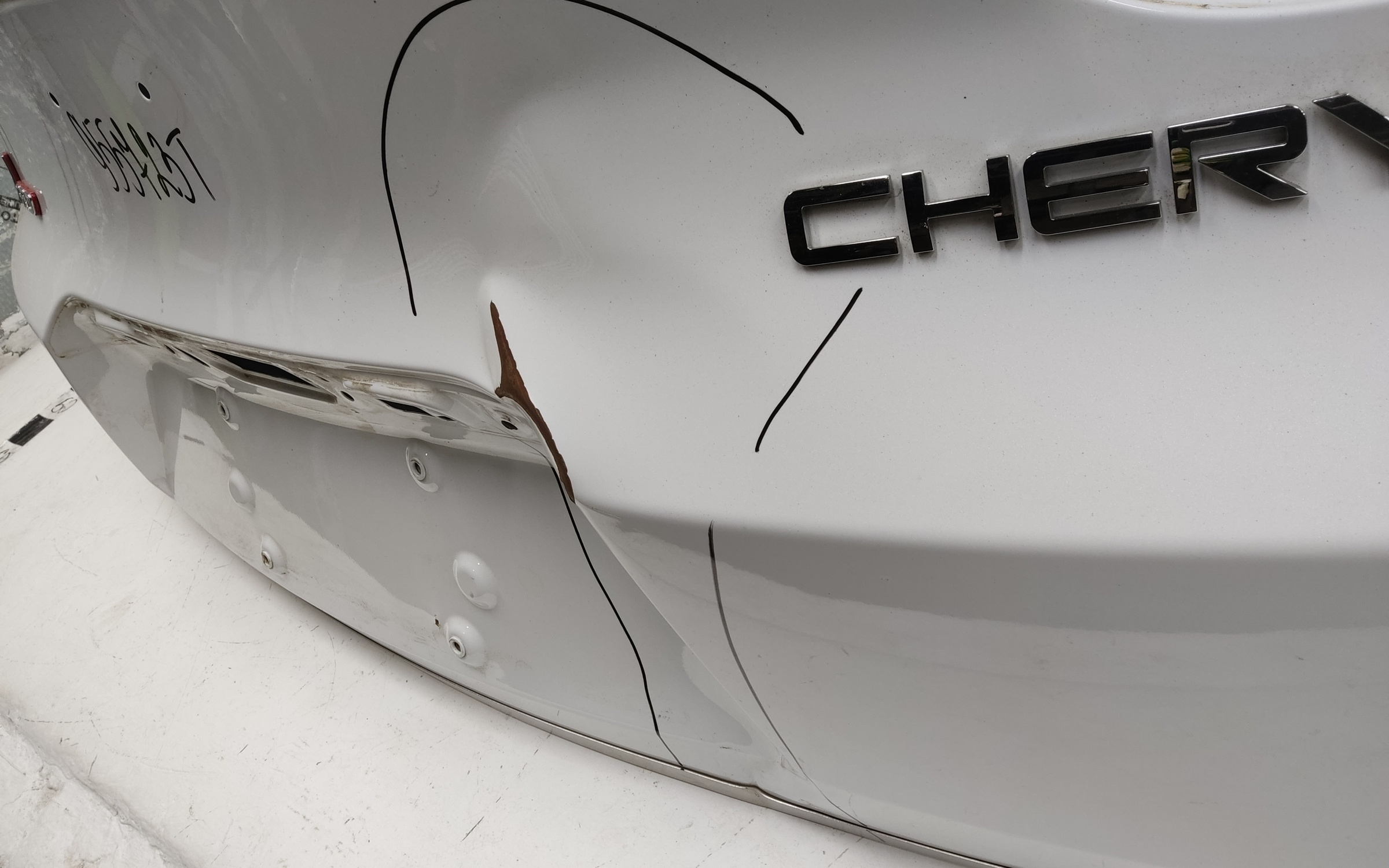 Крышка багажника Chery Tiggo 4 Restail