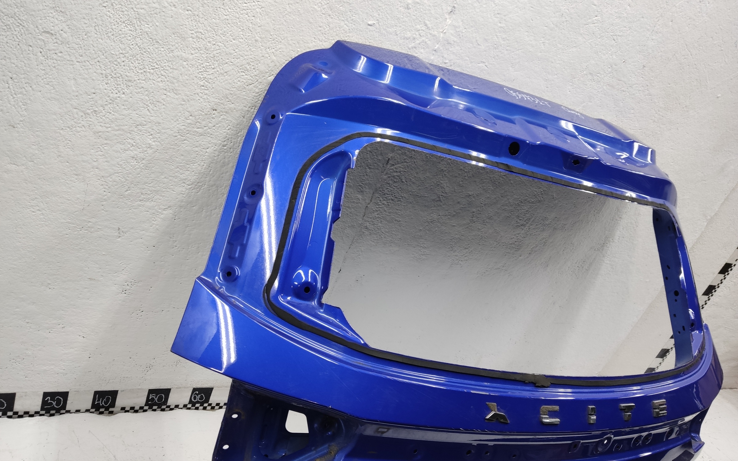 Крышка багажника Chery Tiggo 8 с датчиком защемления