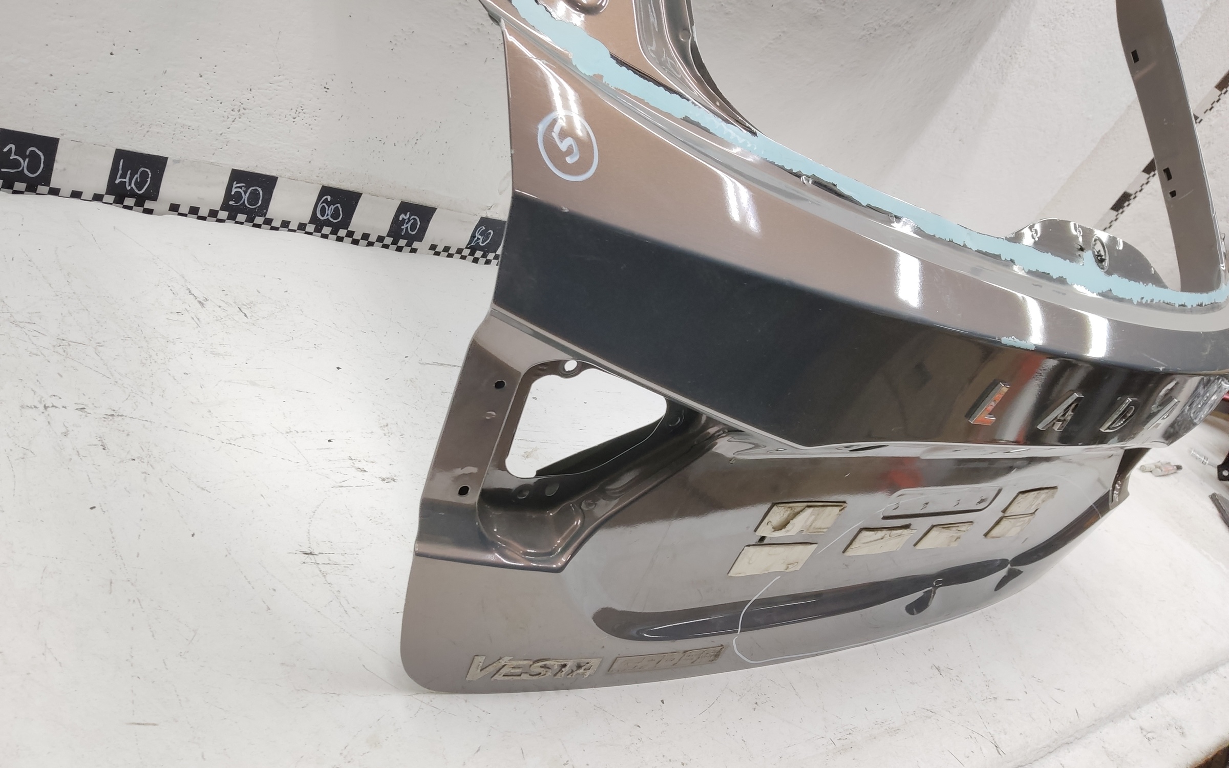 Крышка багажника Lada Vesta Wagon SW