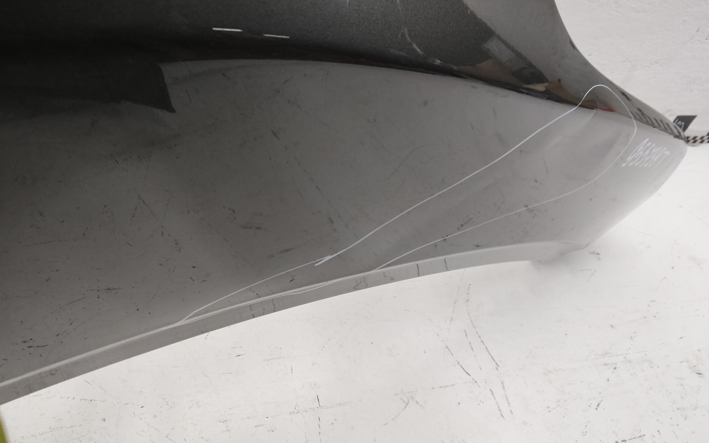 Крыло переднее правое Geely Coolray