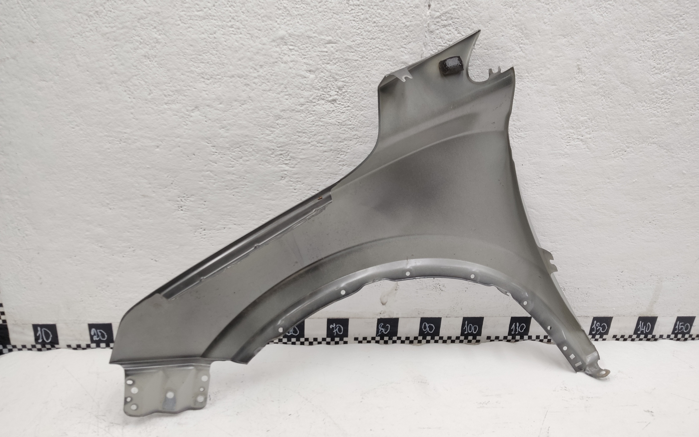 Крыло переднее правое Geely Coolray