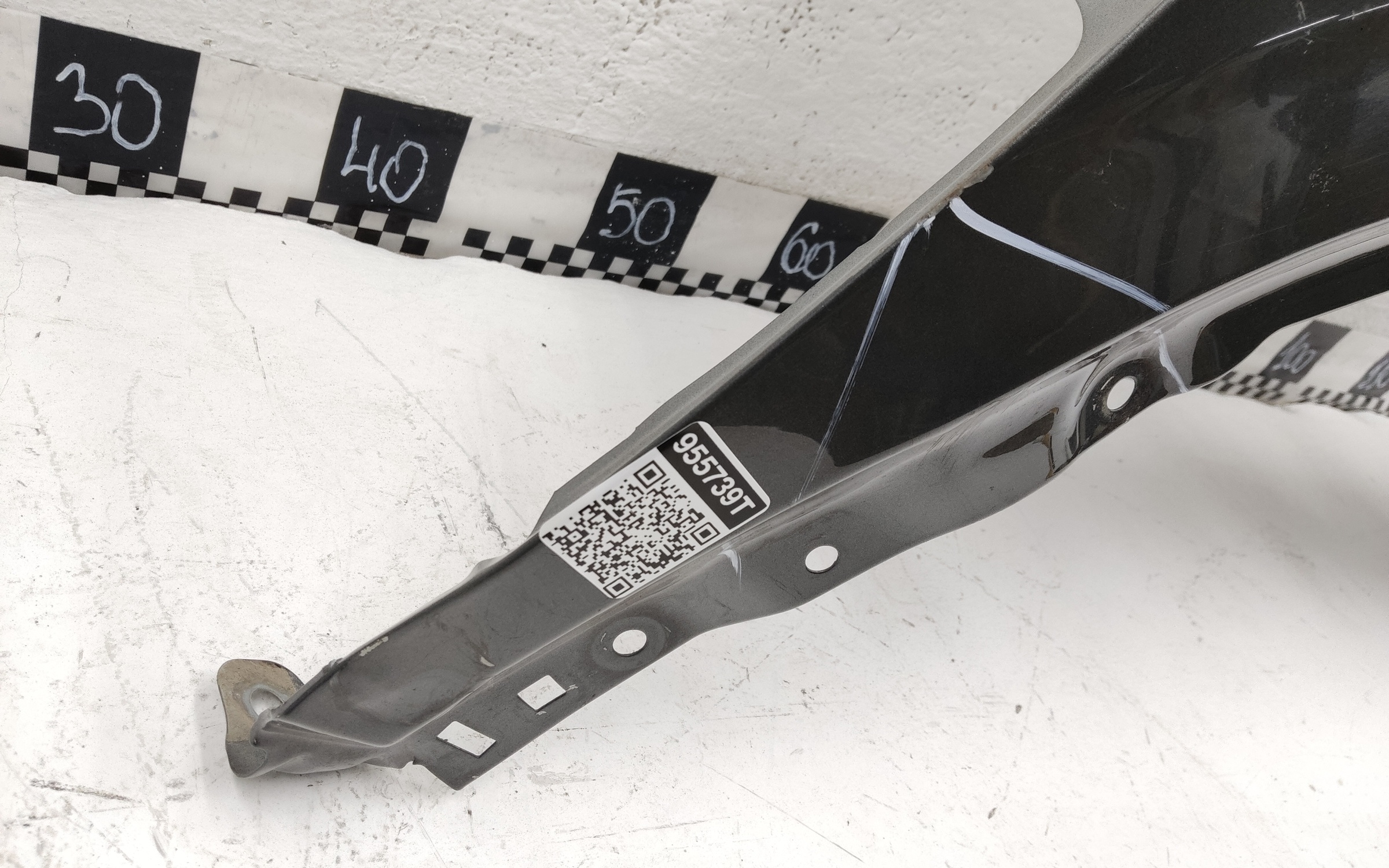 Крыло переднее правое Geely Coolray