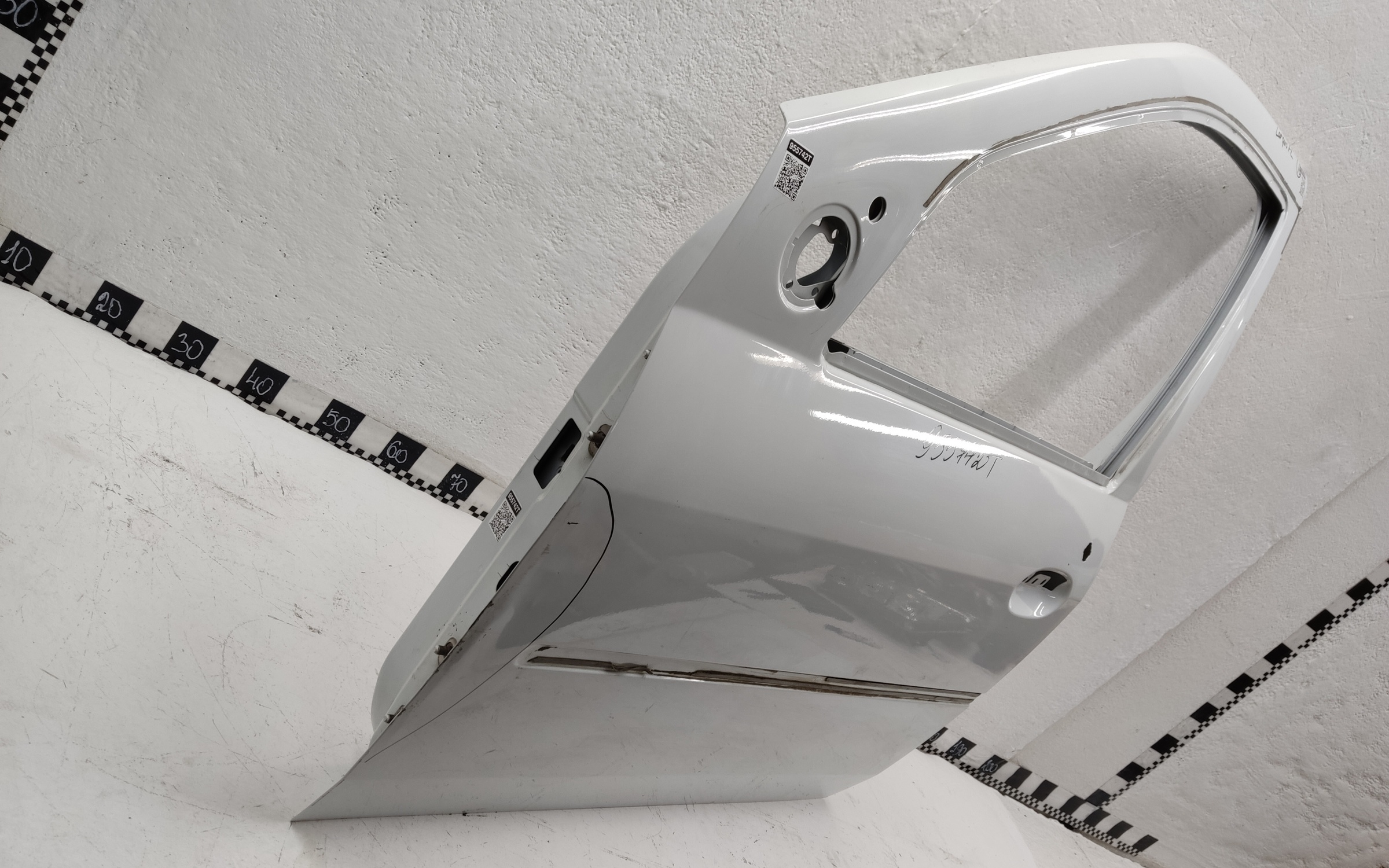 Дверь передняя левая Lada Largus 1 Restail без накладки