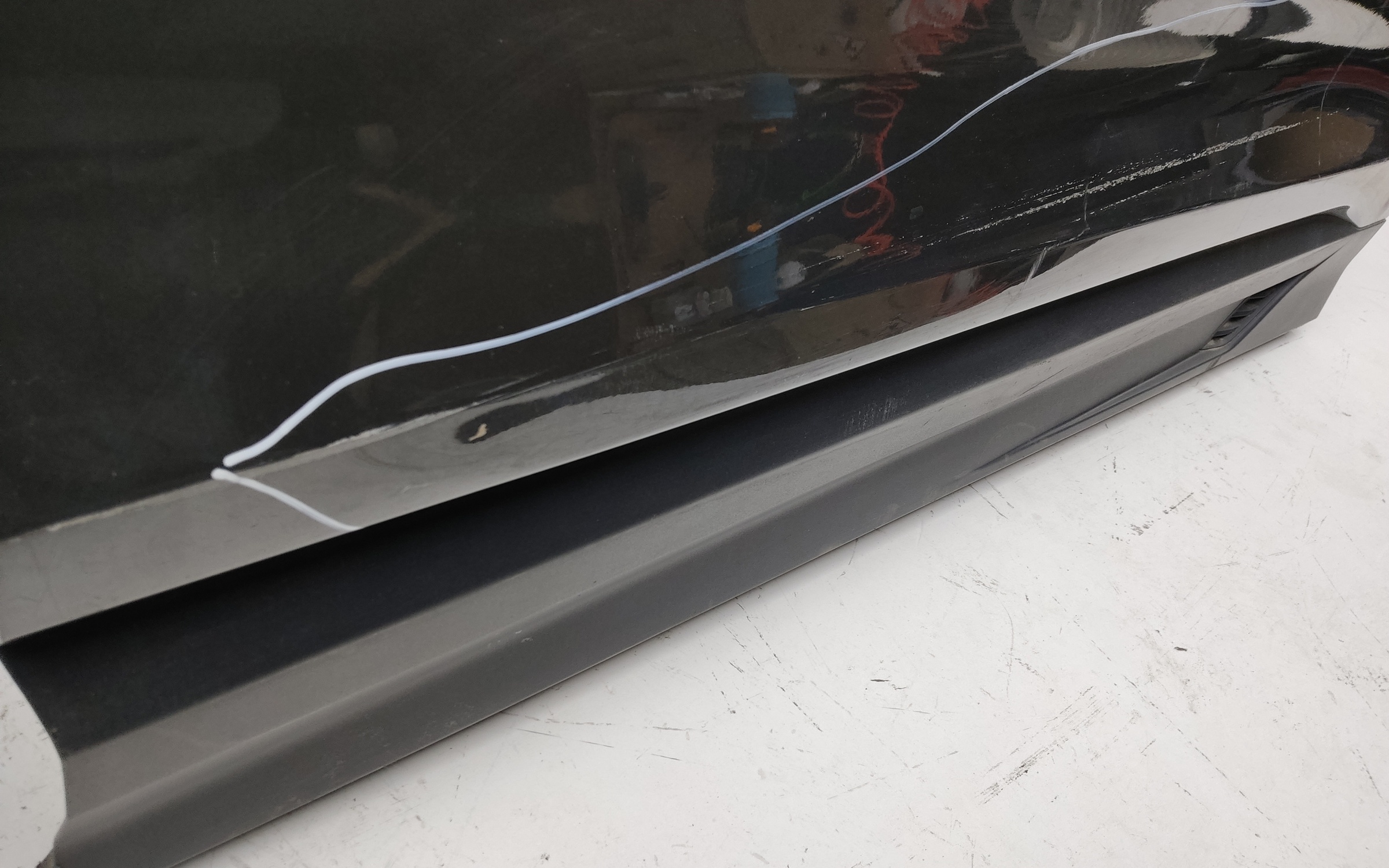 Дверь передняя правая Geely Coolray