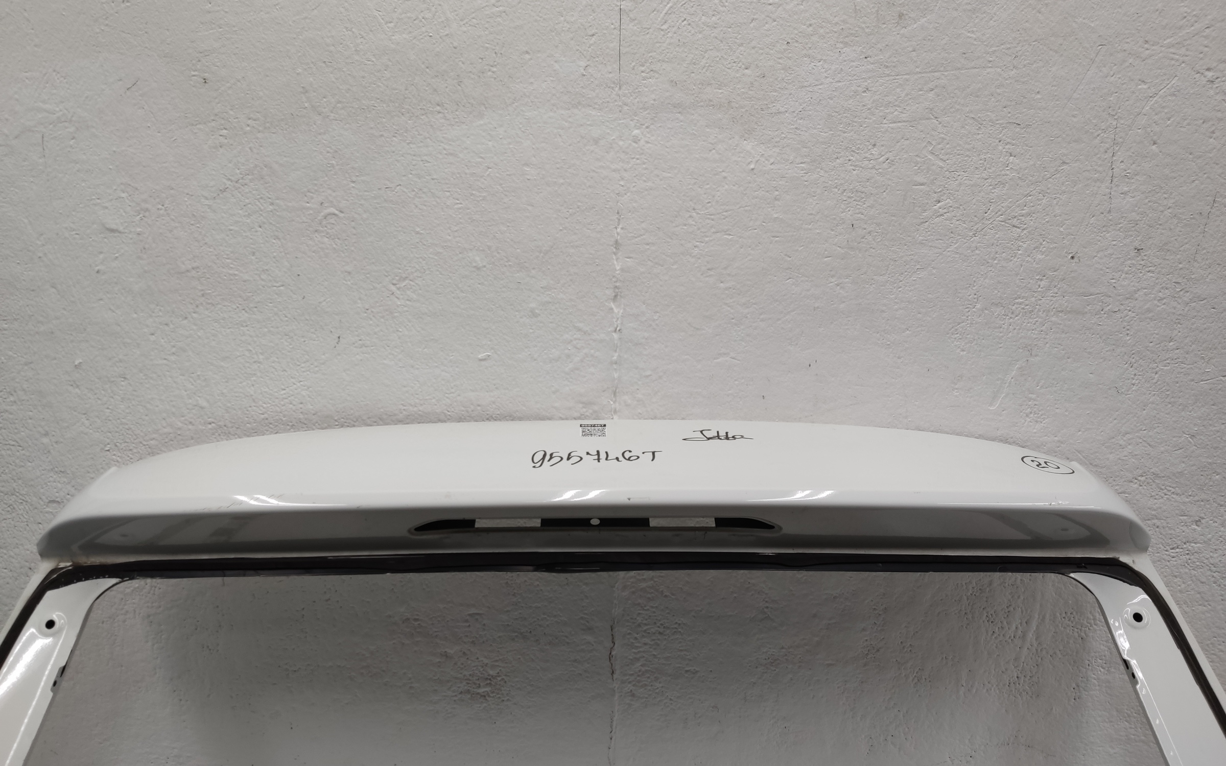 Крышка багажника Jetta VS5