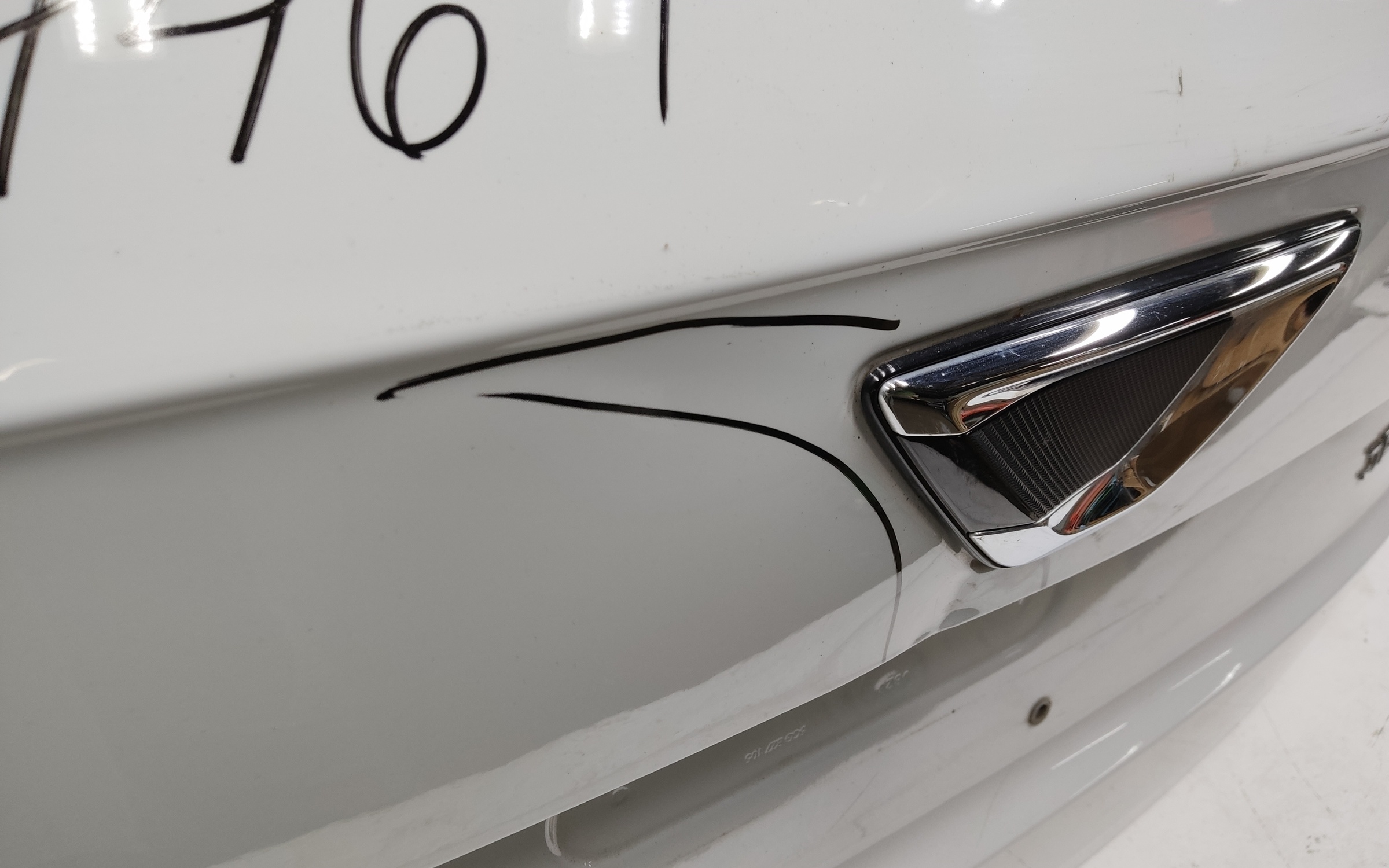 Крышка багажника Jetta VS5