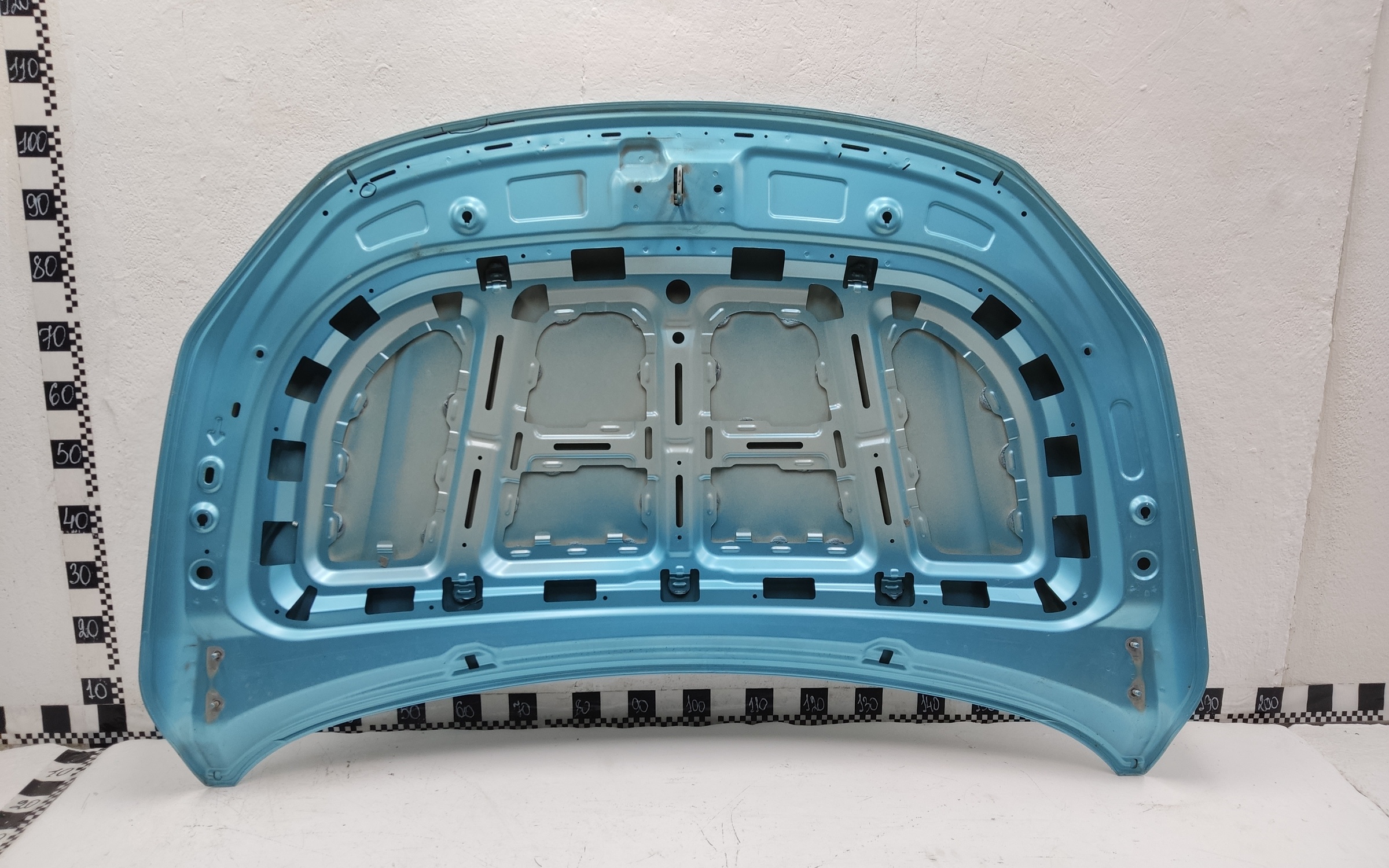 Капот Geely Coolray Restail