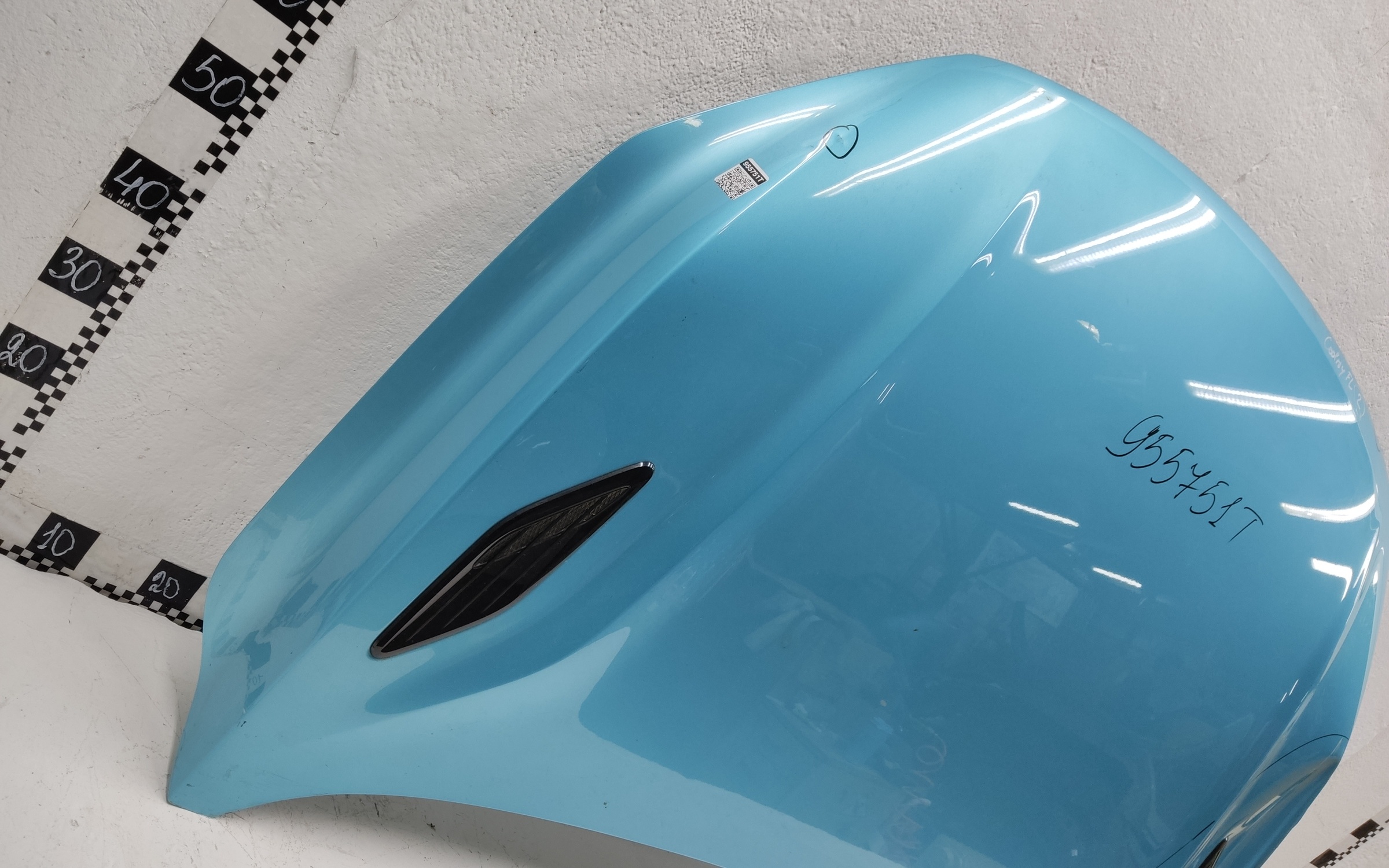 Капот Geely Coolray Restail