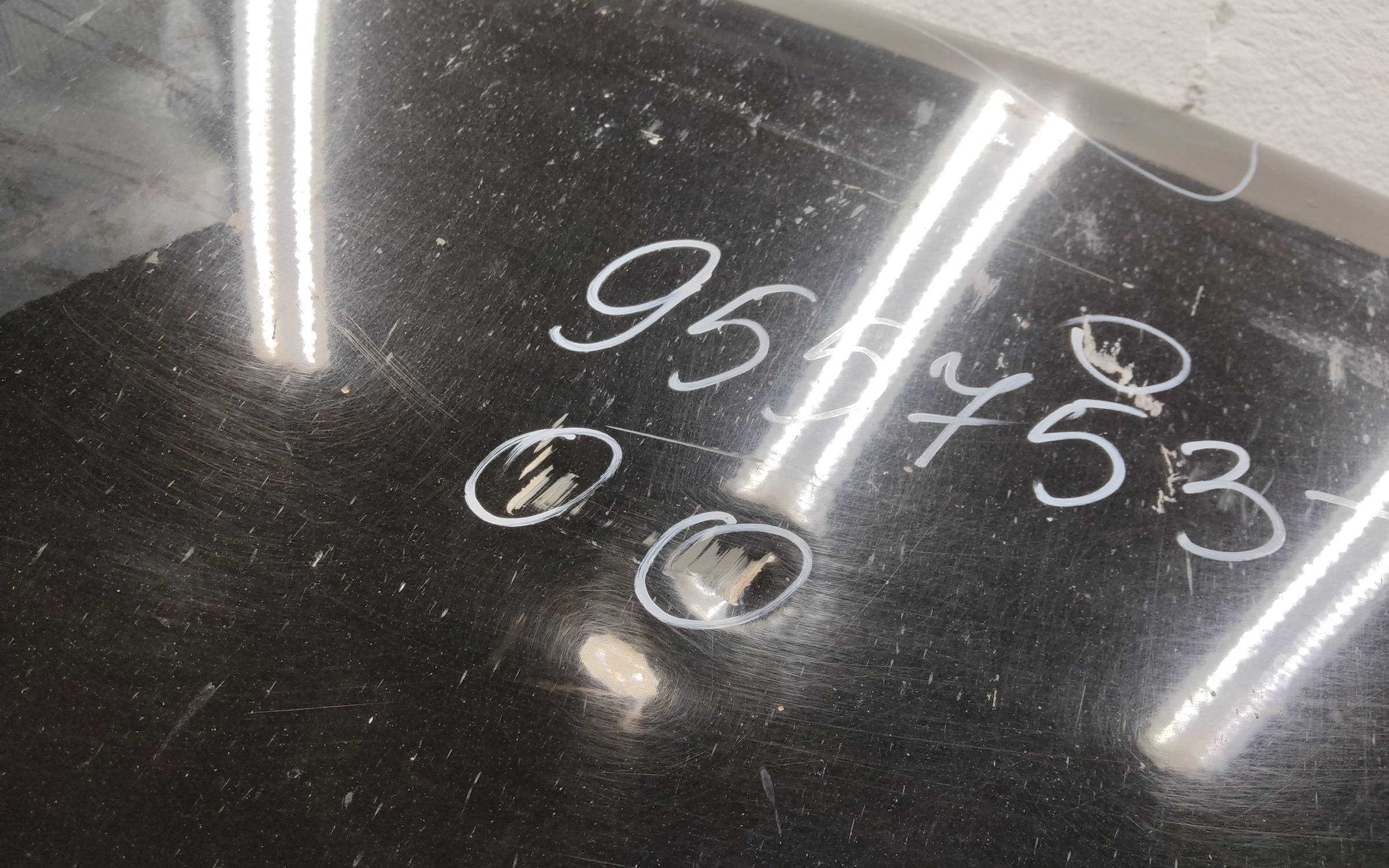 Капот Lada Granta 1 Restail