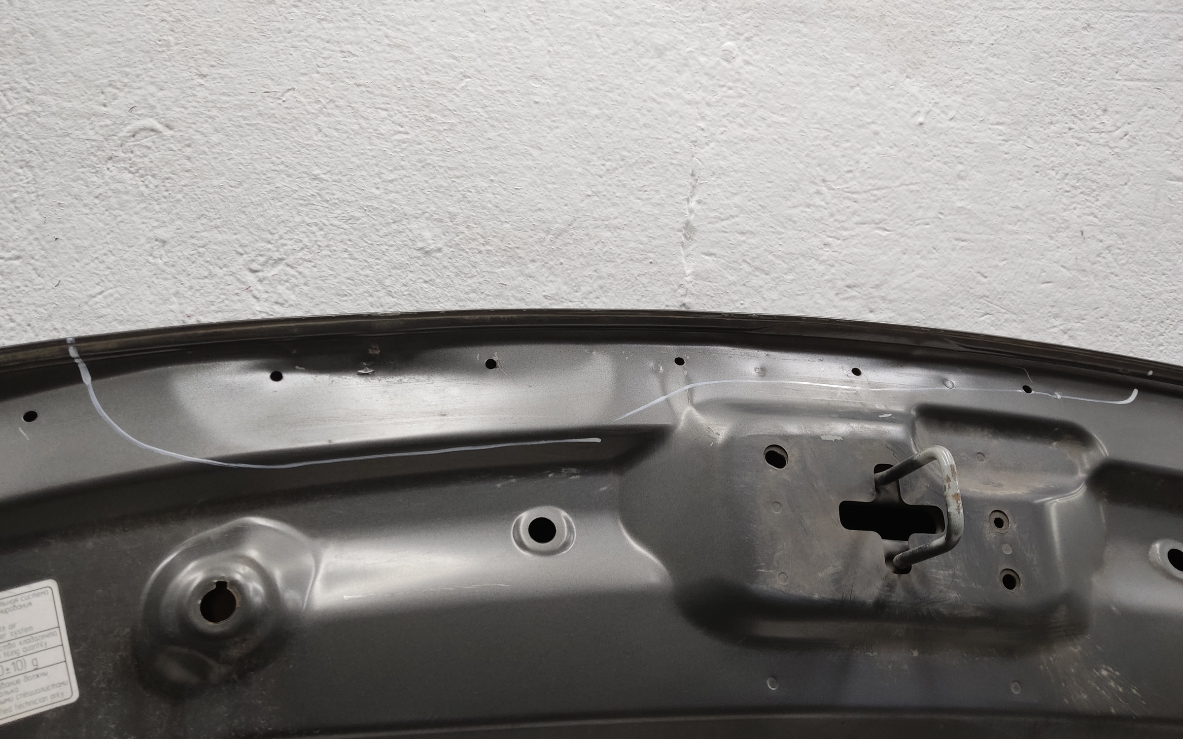 Капот Geely Coolray