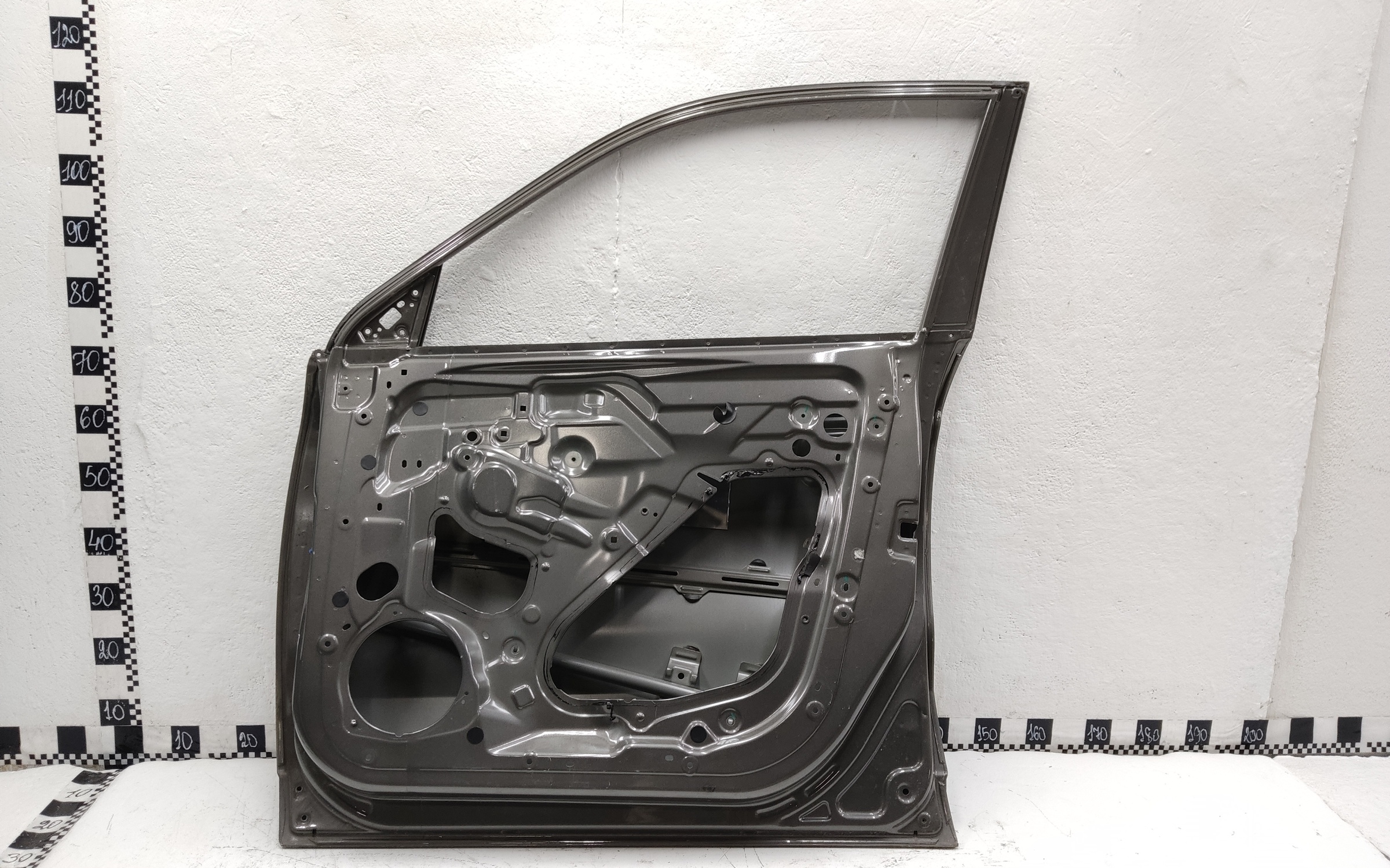 Дверь передняя правая Geely Atlas Pro