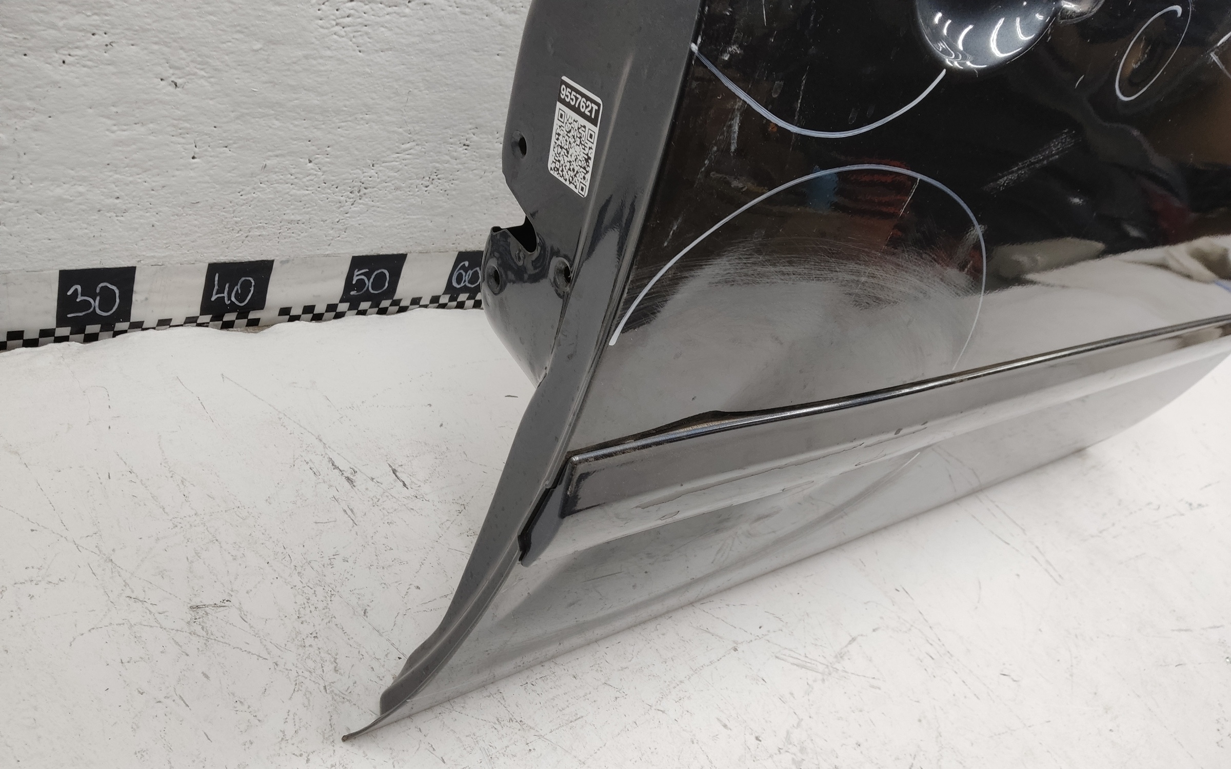 Дверь передняя правая Lada Granta 1