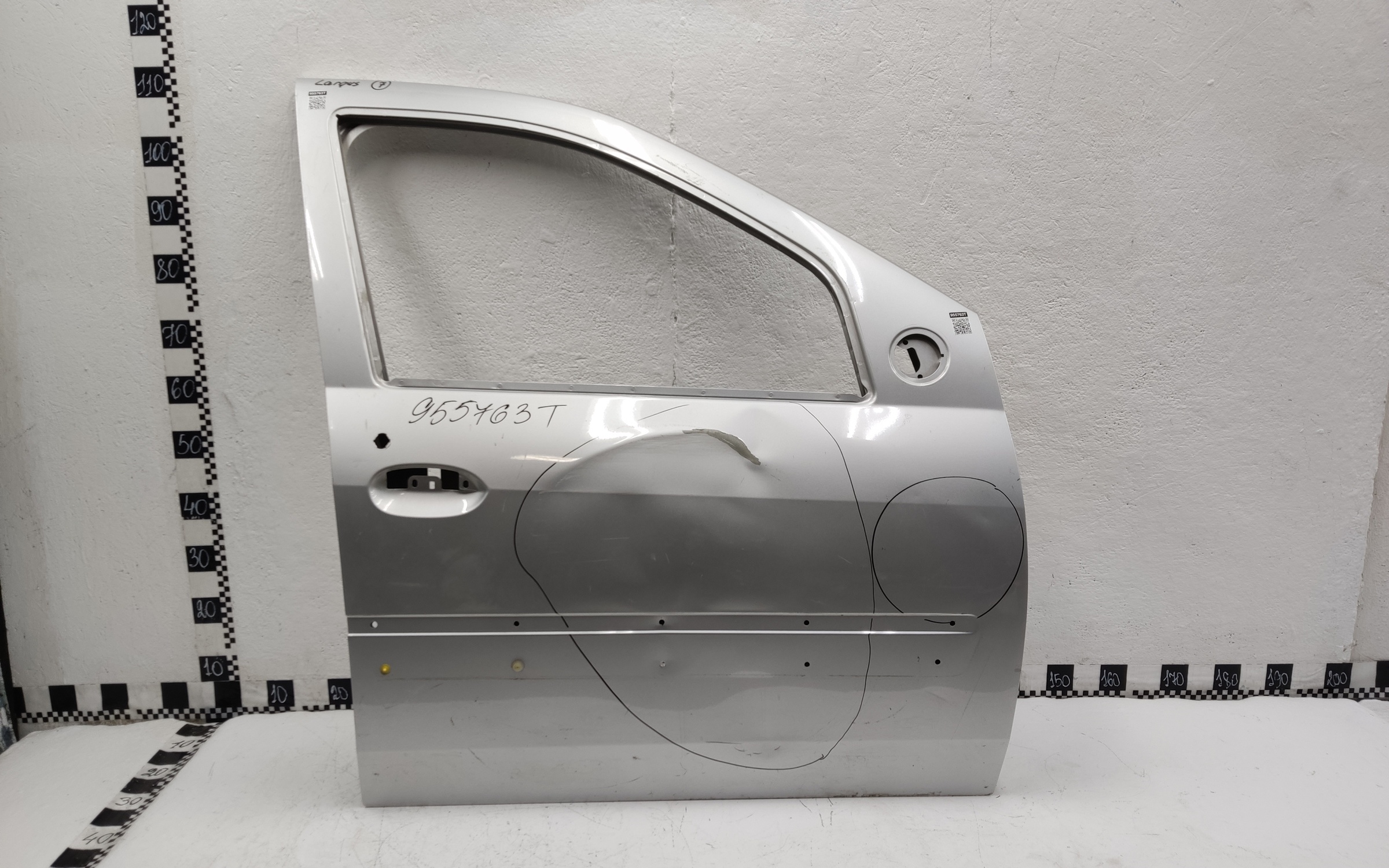 Дверь передняя правая Lada Largus 1