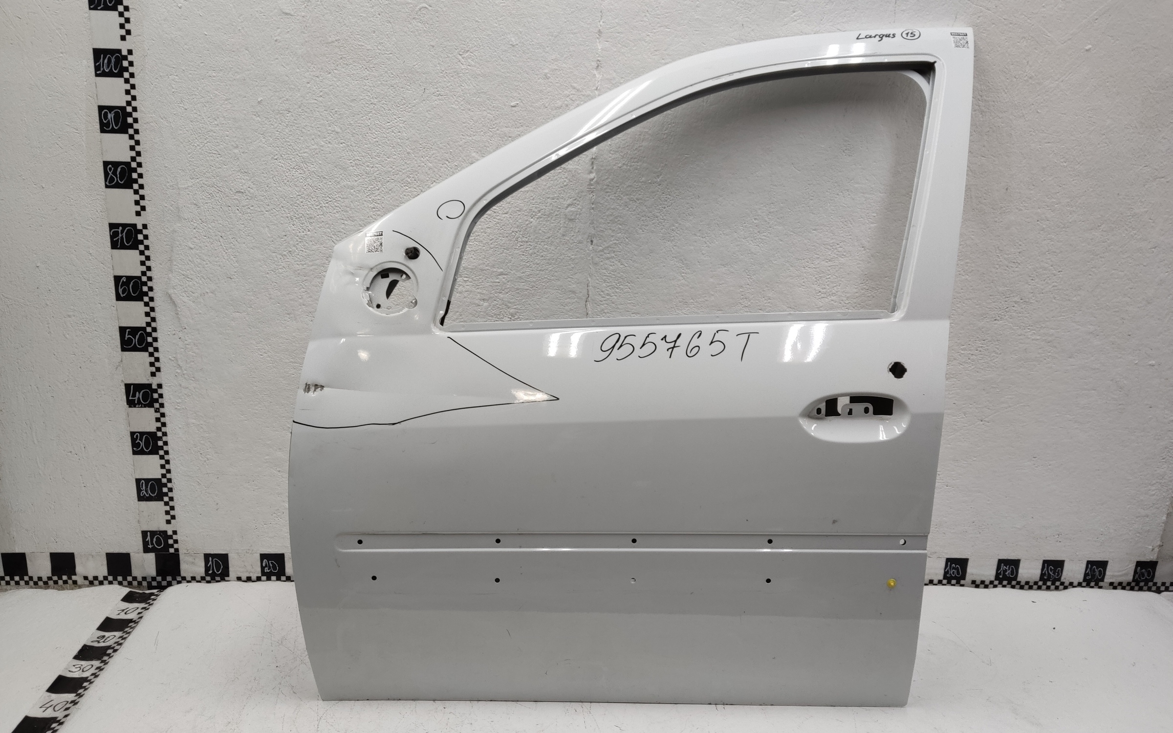 Дверь передняя левая Lada Largus 1 Restail под накладку