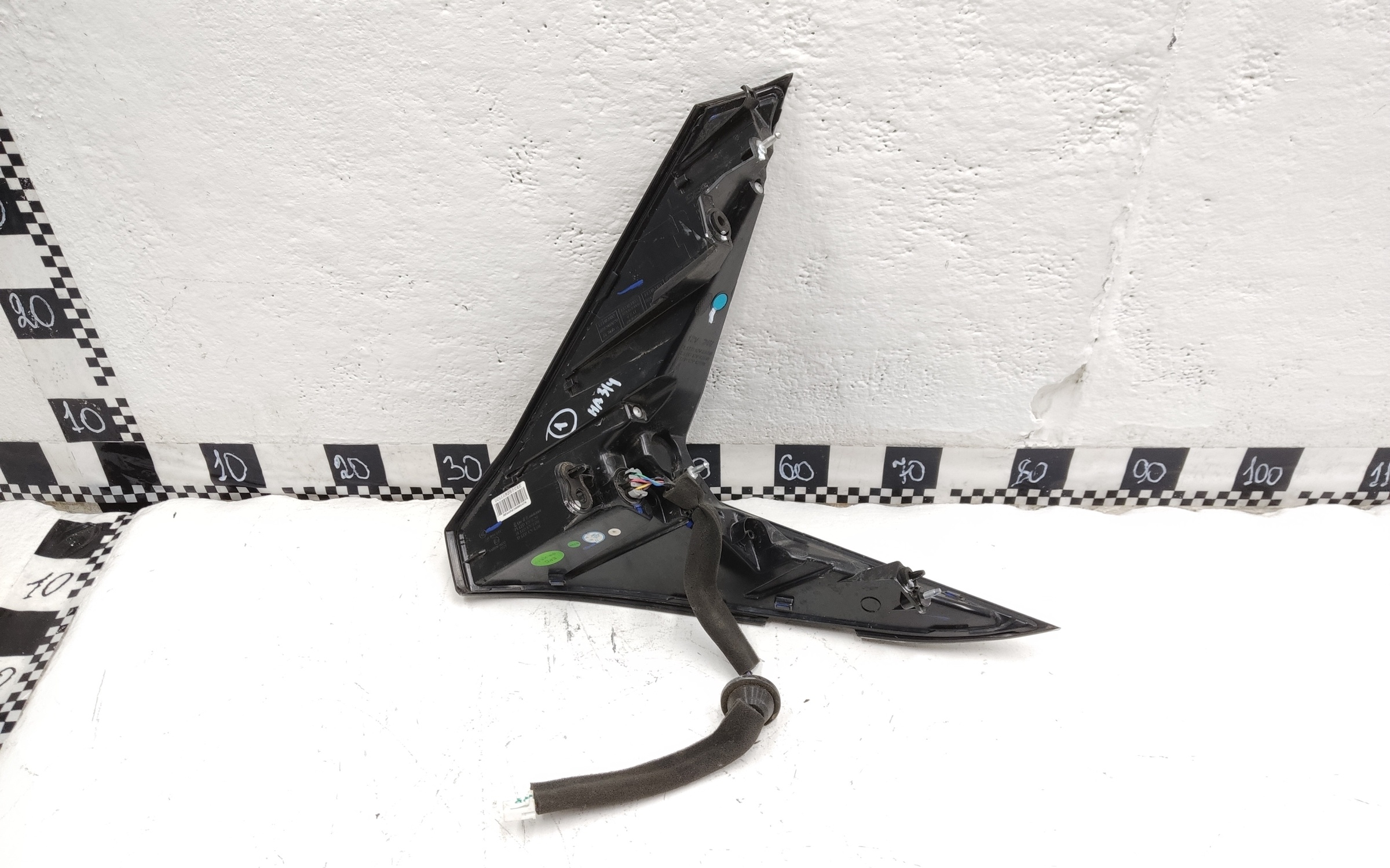 Фонарь задний левый наружный Geely Cityray LED