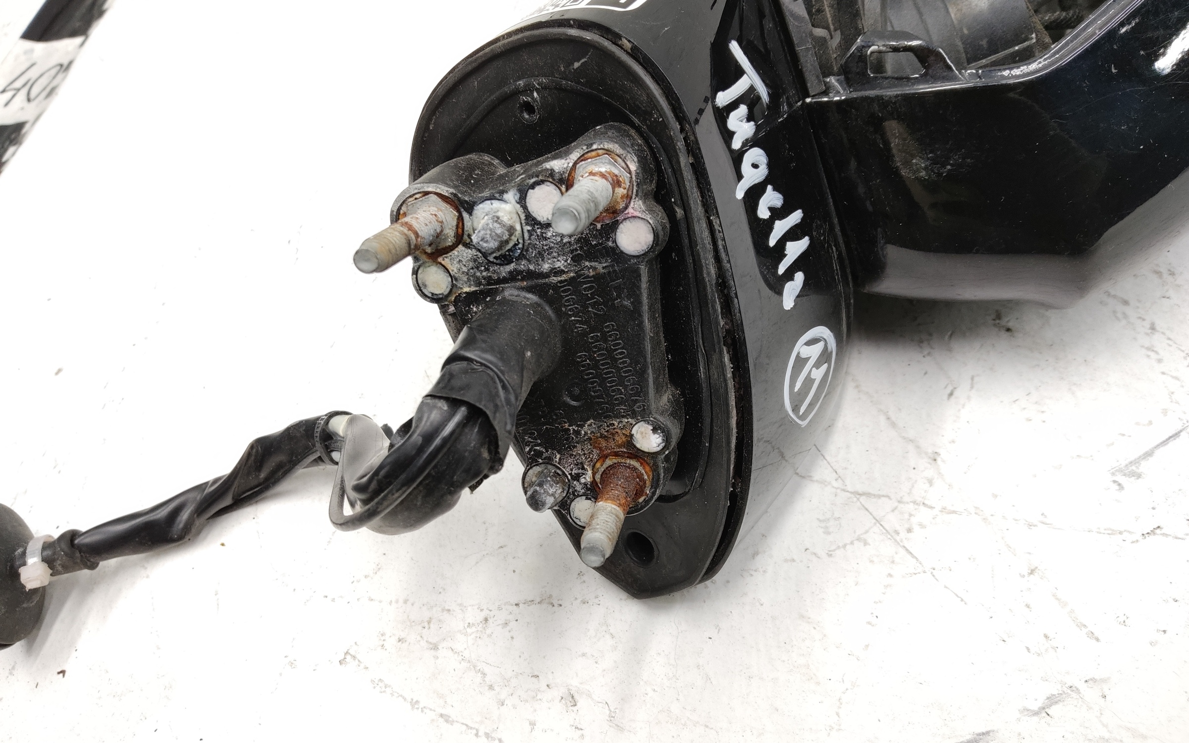 Зеркало левое Geely Tugella 14+1 контактов