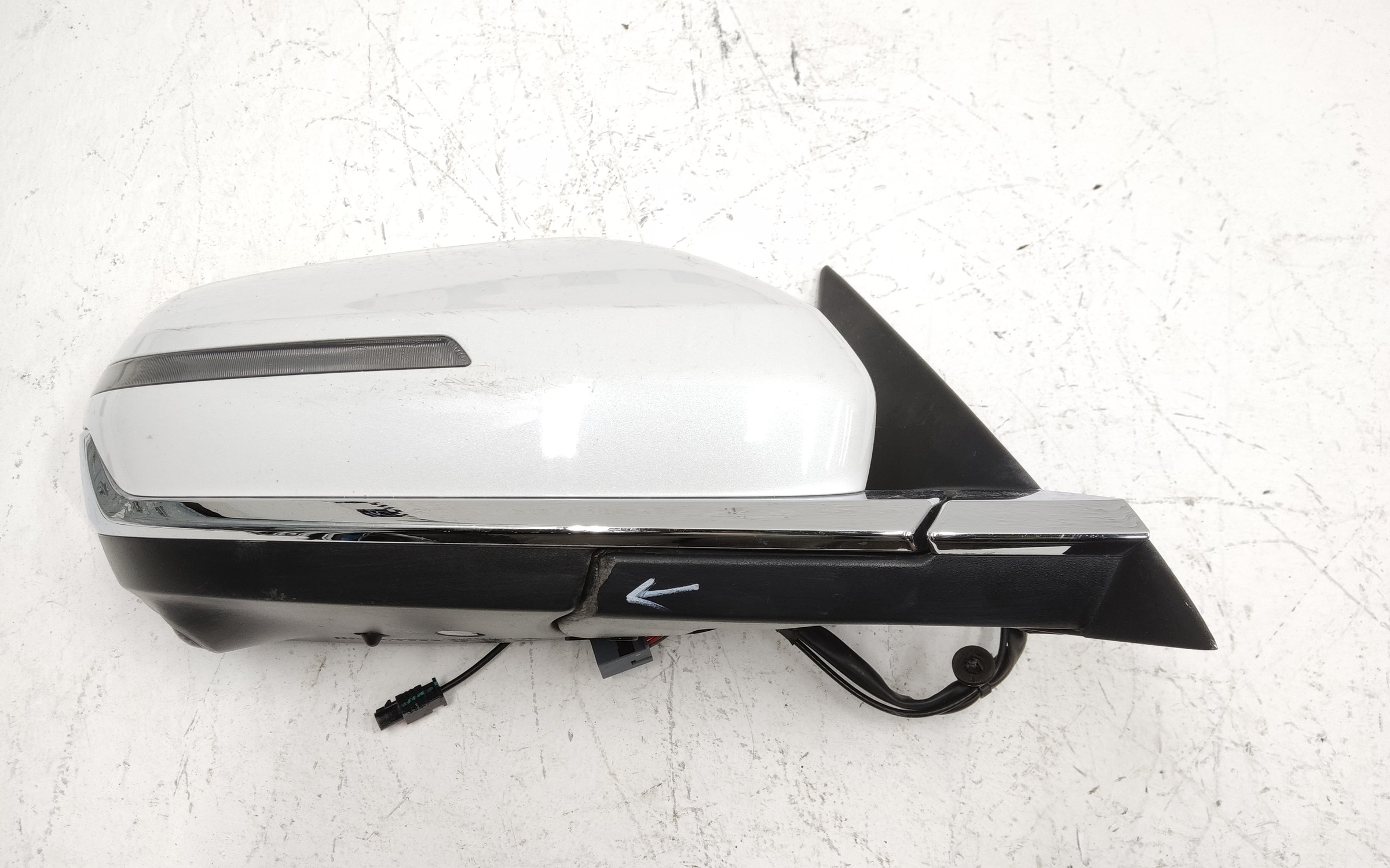 Зеркало правое Geely Monjaro 11+1 контактов