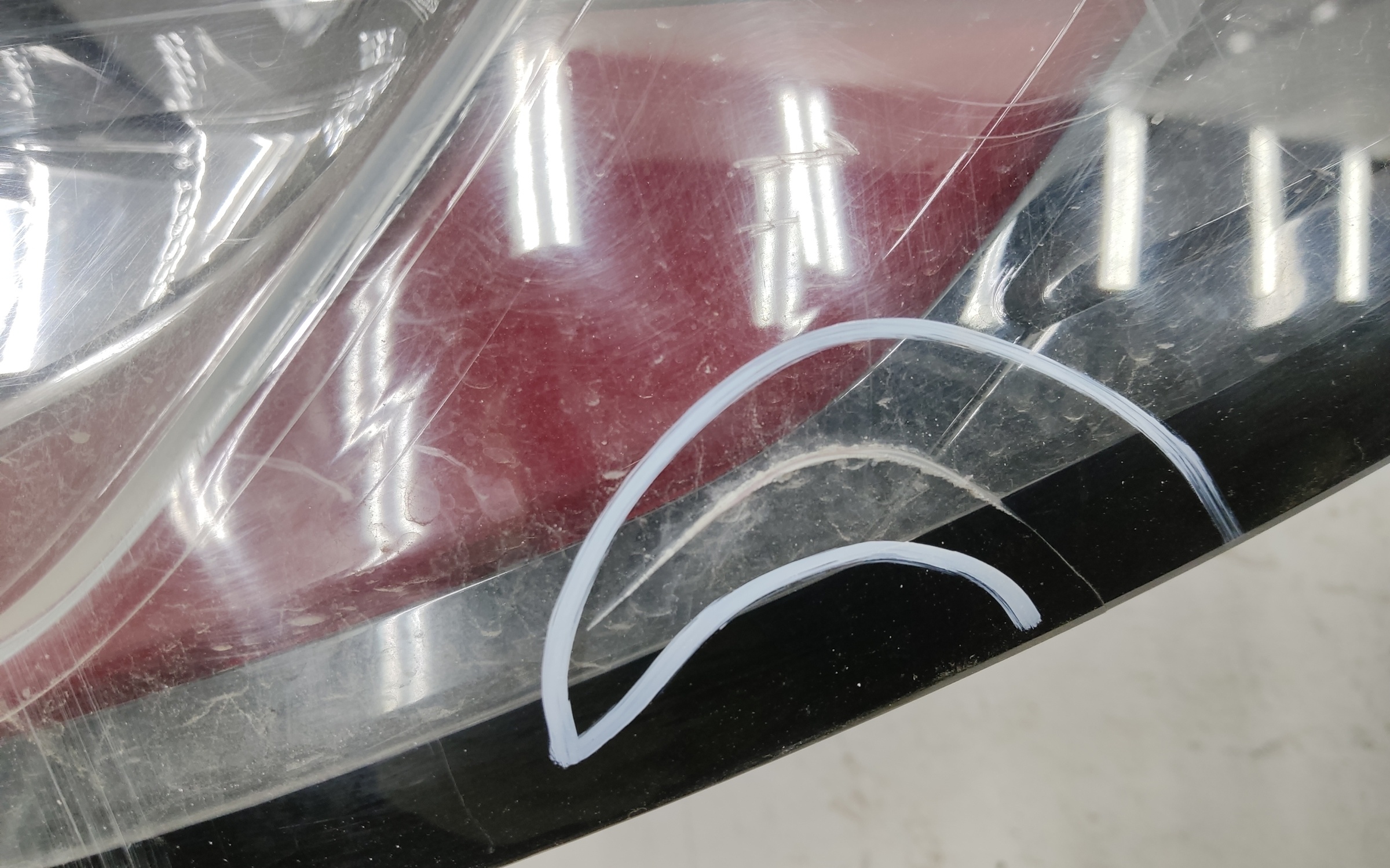 Фонарь задний правый наружный Land Rover Discovery Sport Restail LED