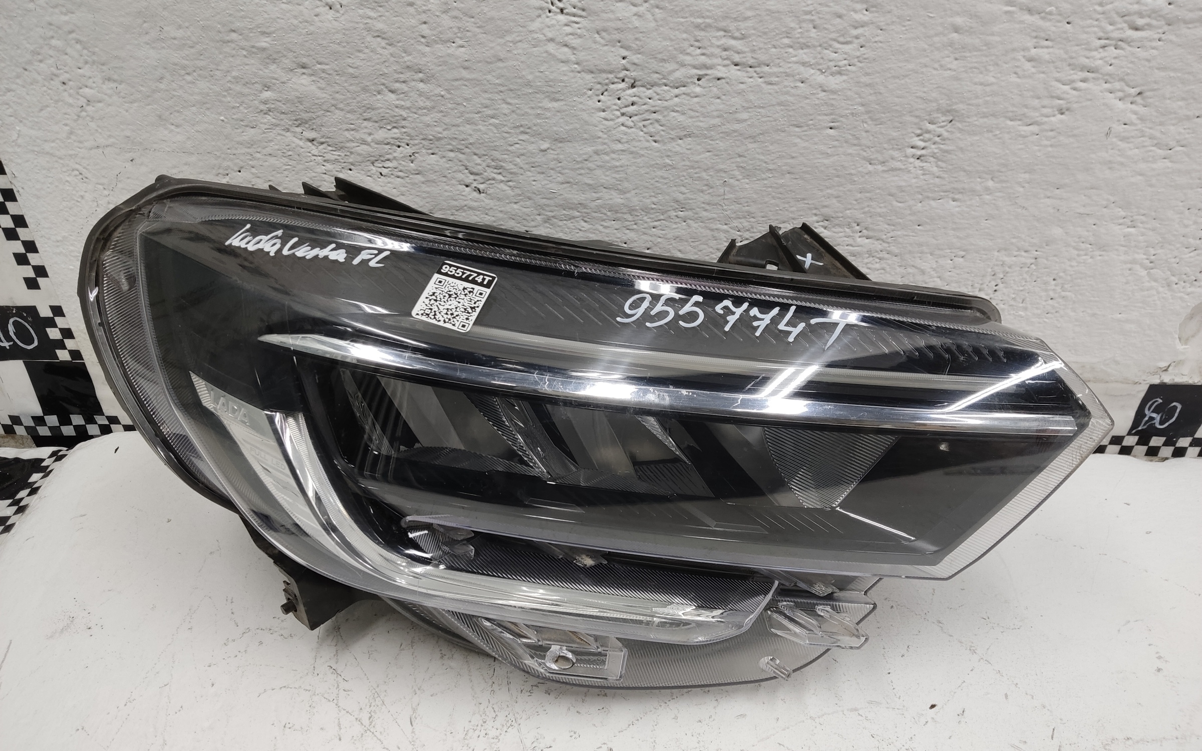 Фара передняя правая Lada Vesta 1 Restail LED