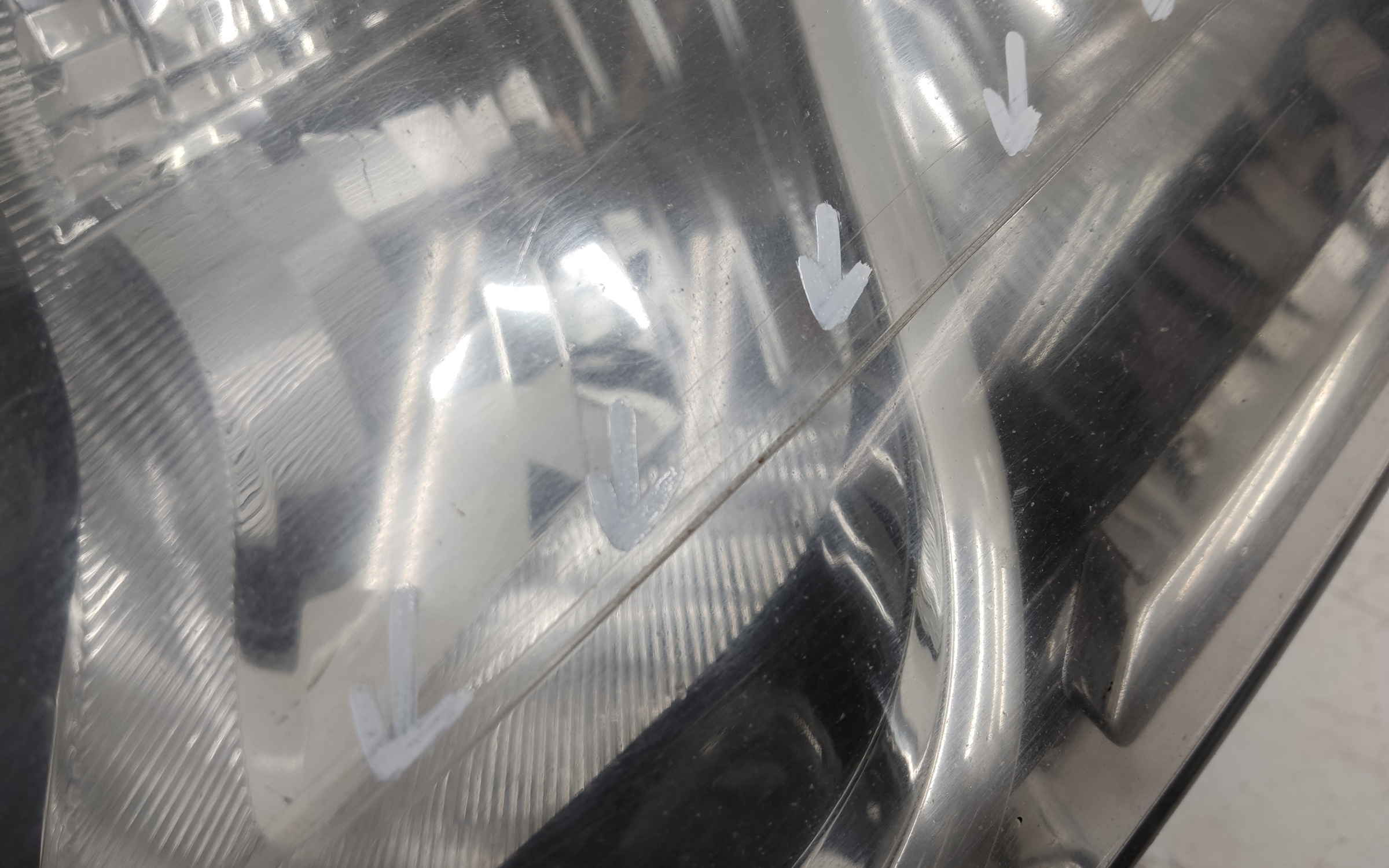 Фара передняя левая Lada Largus 1 Restail