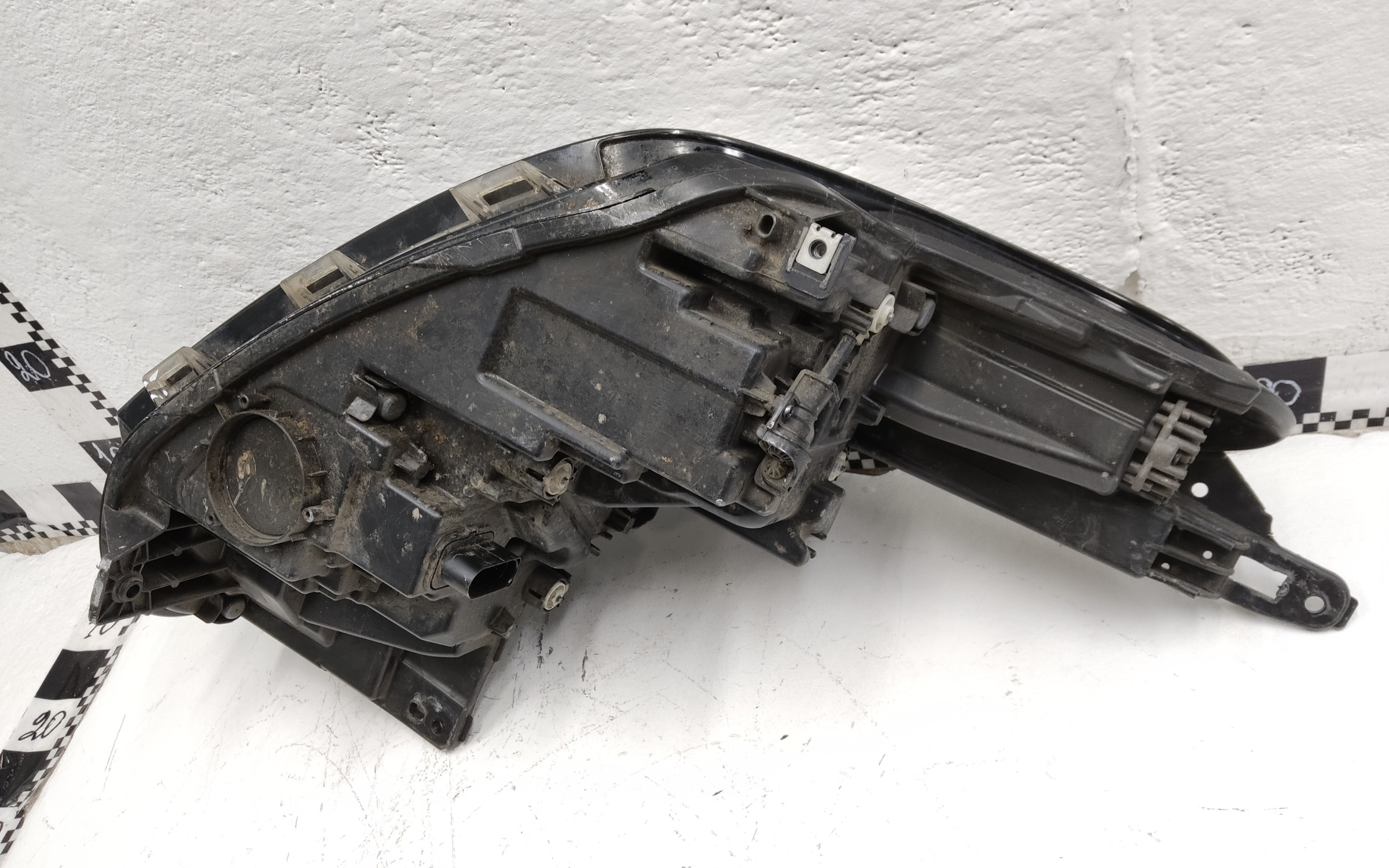 Фара передняя левая Exeed VX LED