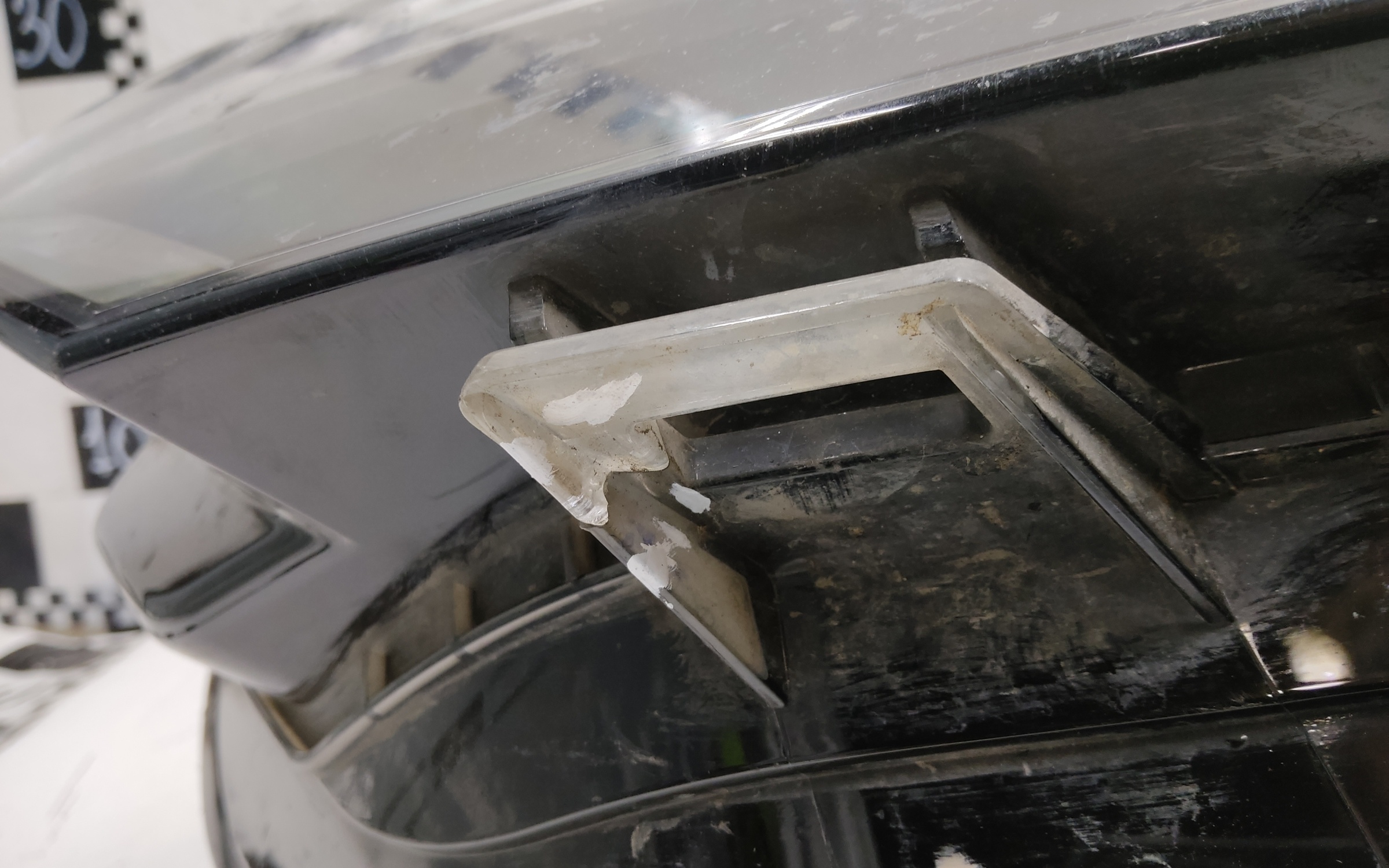 Фара передняя левая Exeed VX LED