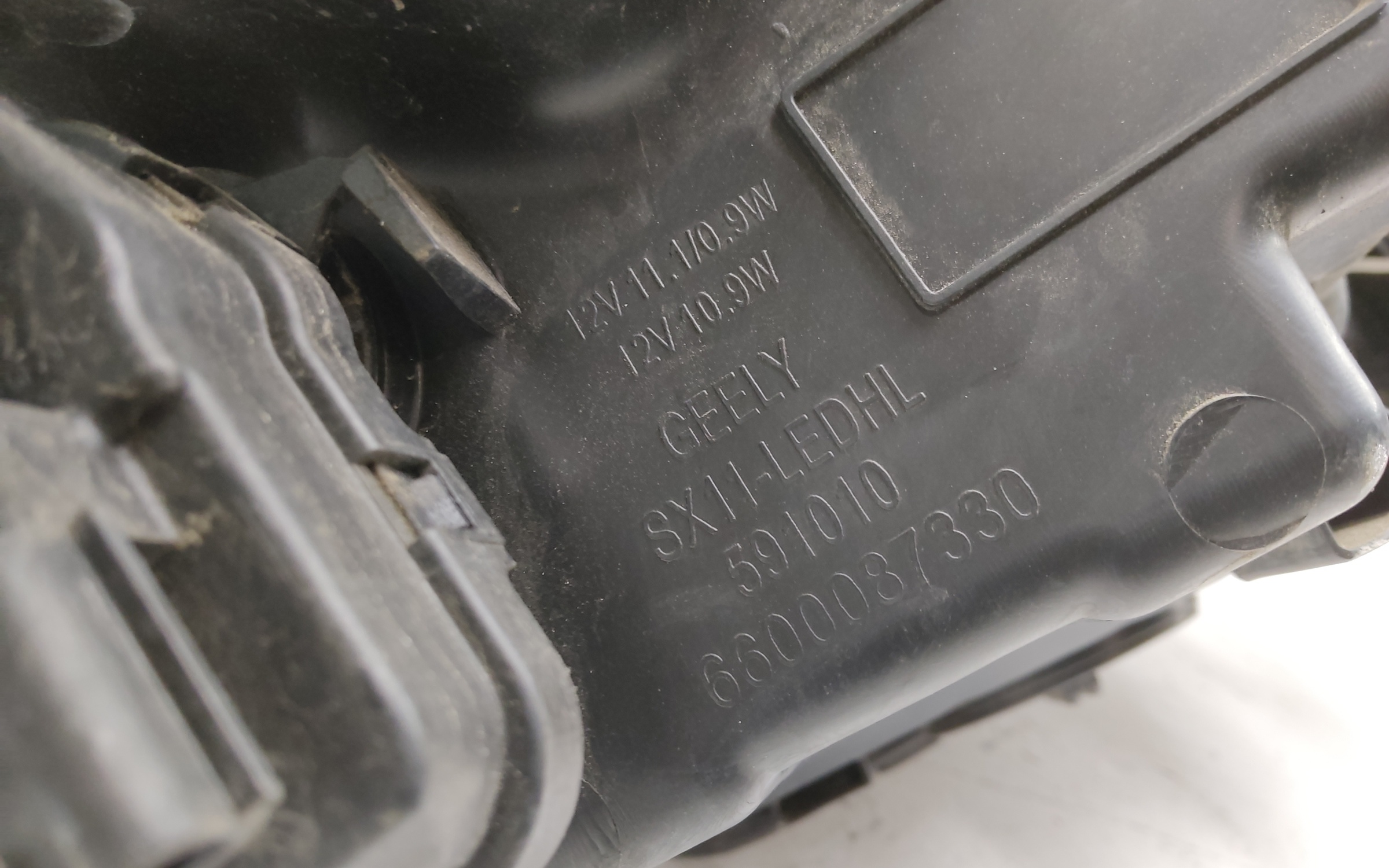 Фара передняя левая Geely Coolray LED