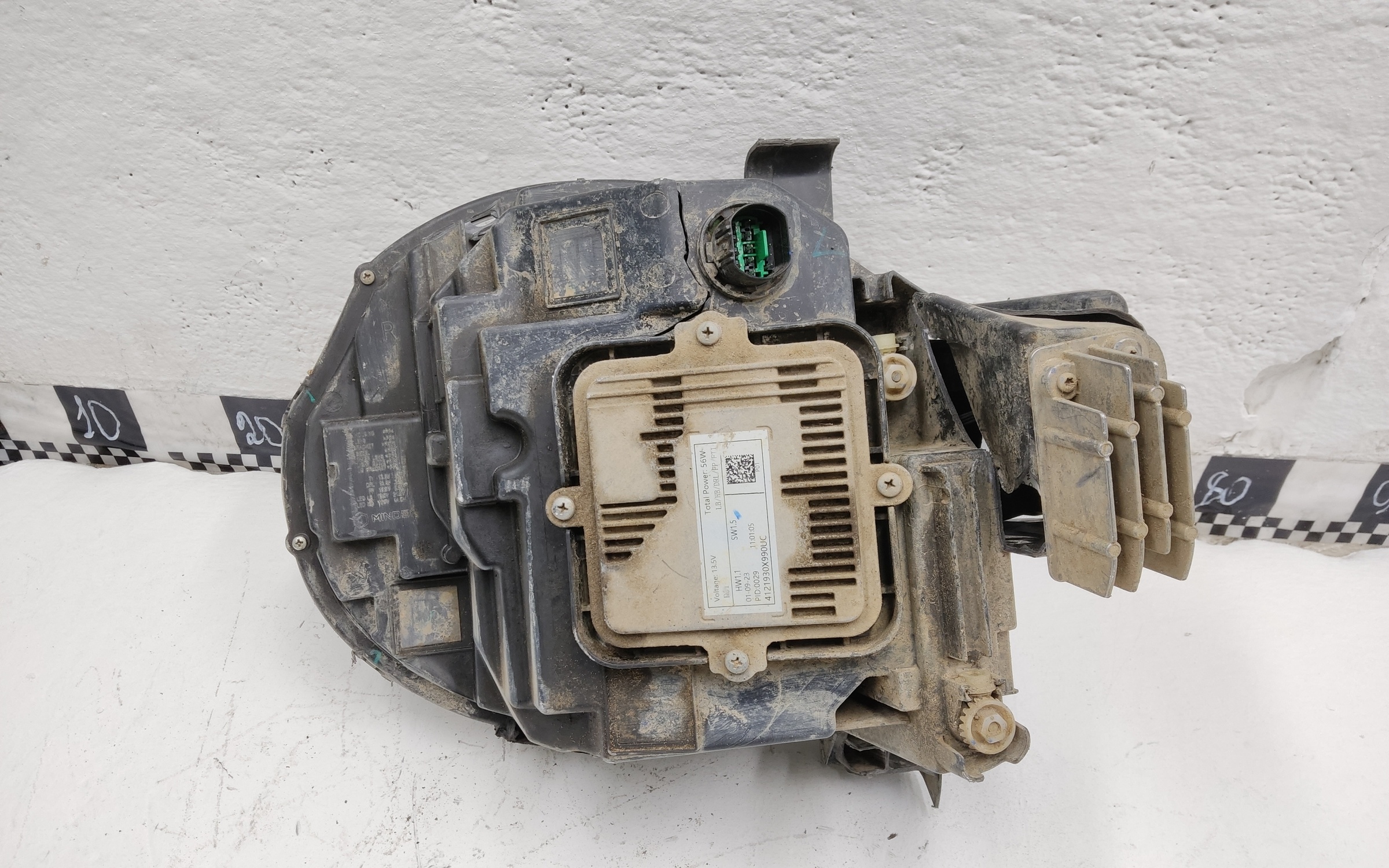 Фара передняя правая Tank 300 LED