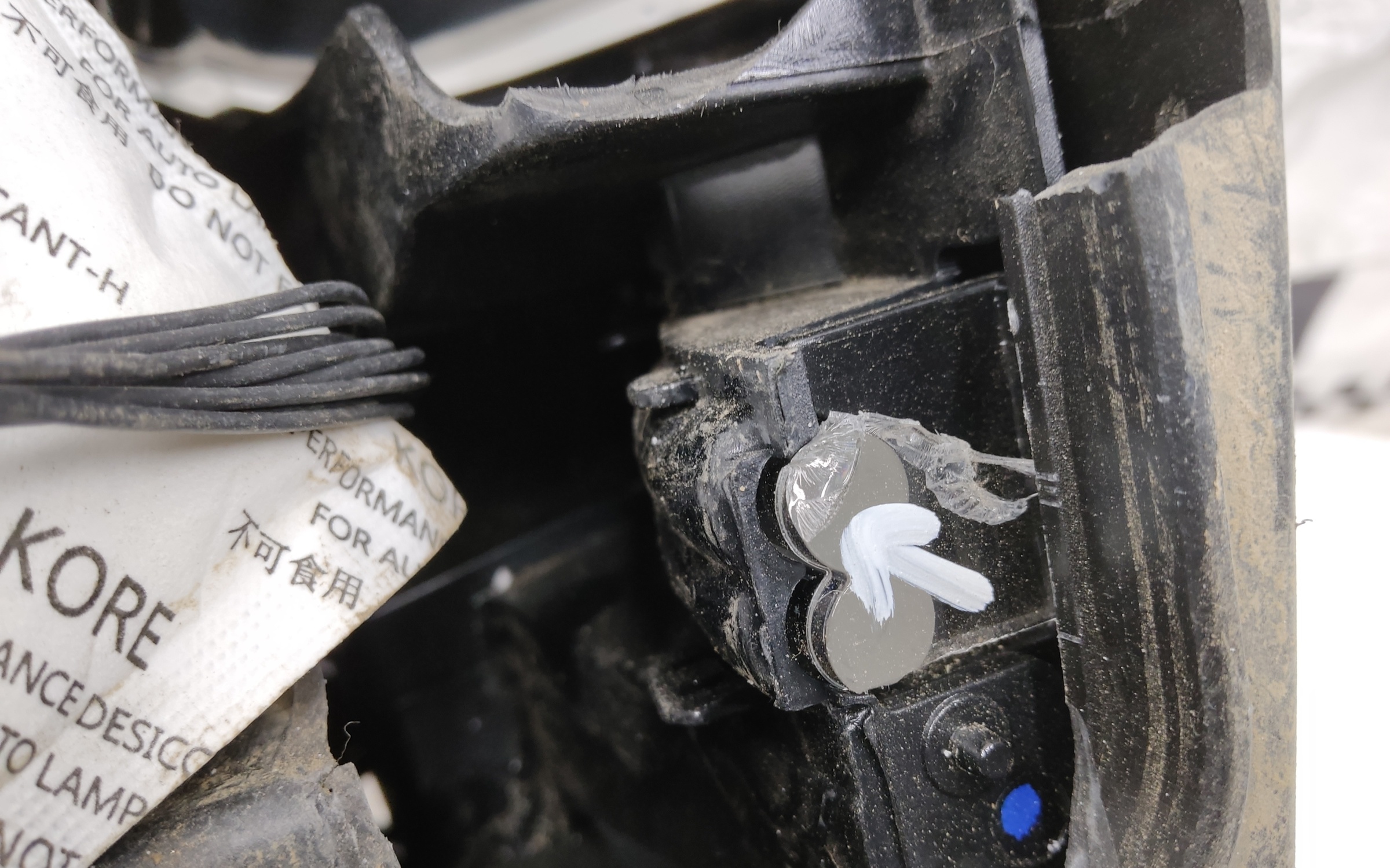 Фара передняя правая Tank 300 LED