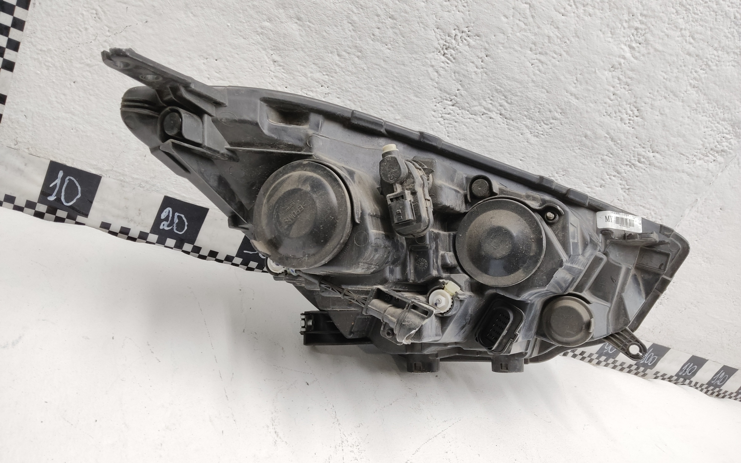 Фара передняя левая Chery Tiggo 4 Pro  LED