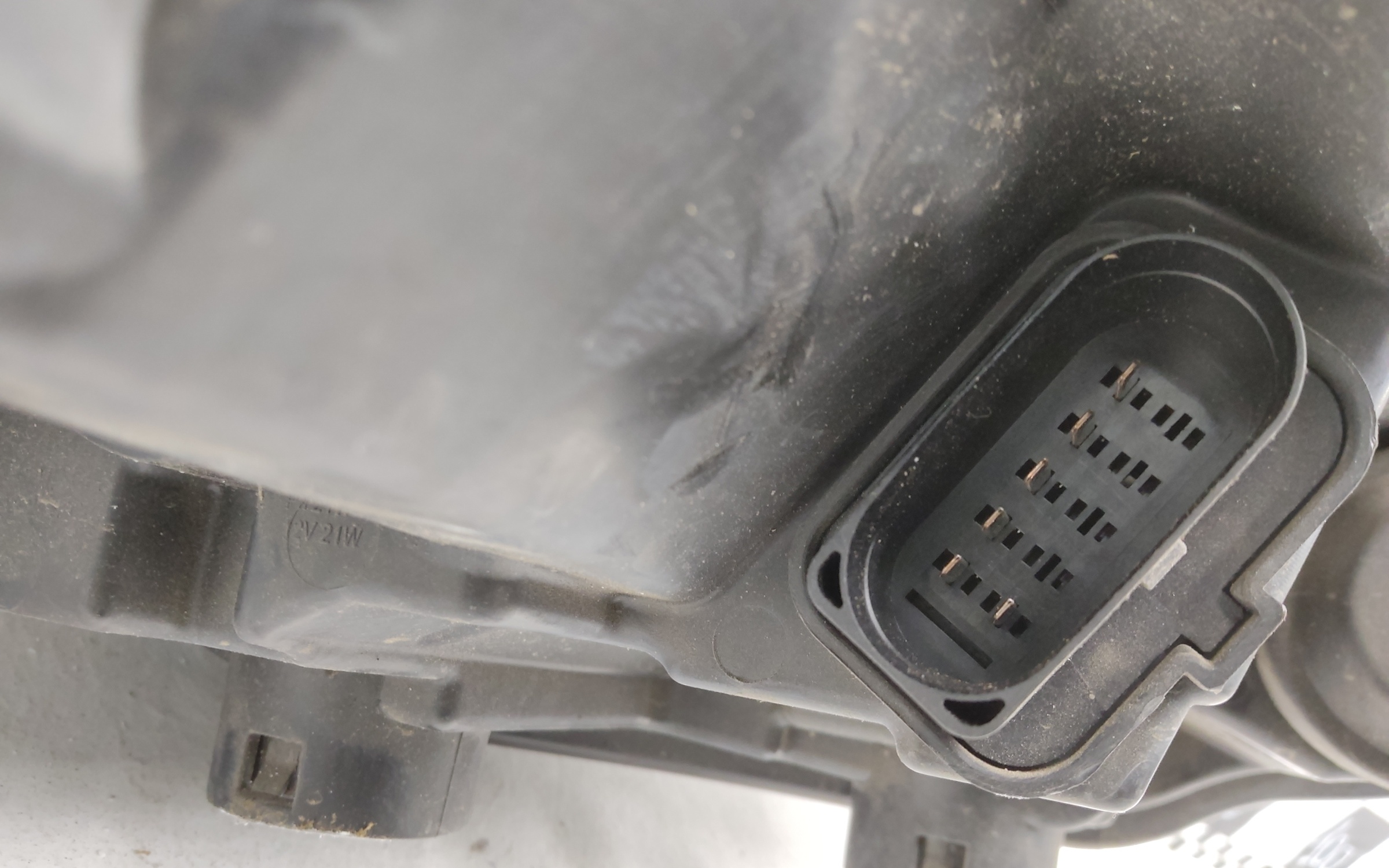 Фара передняя левая Chery Tiggo 4 Pro  LED