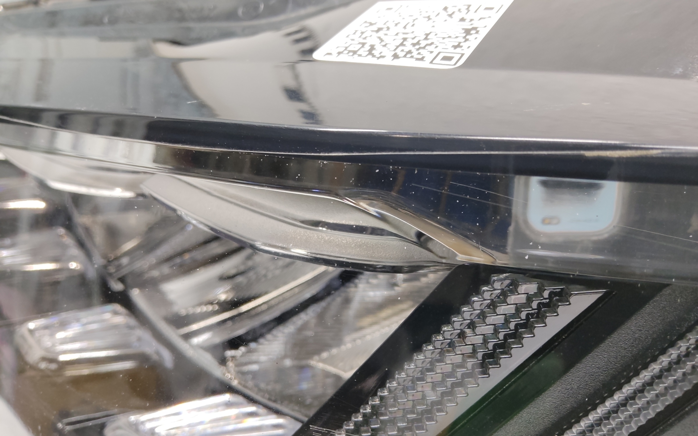 Фара передняя левая Belgee X70 LED 13 контактов