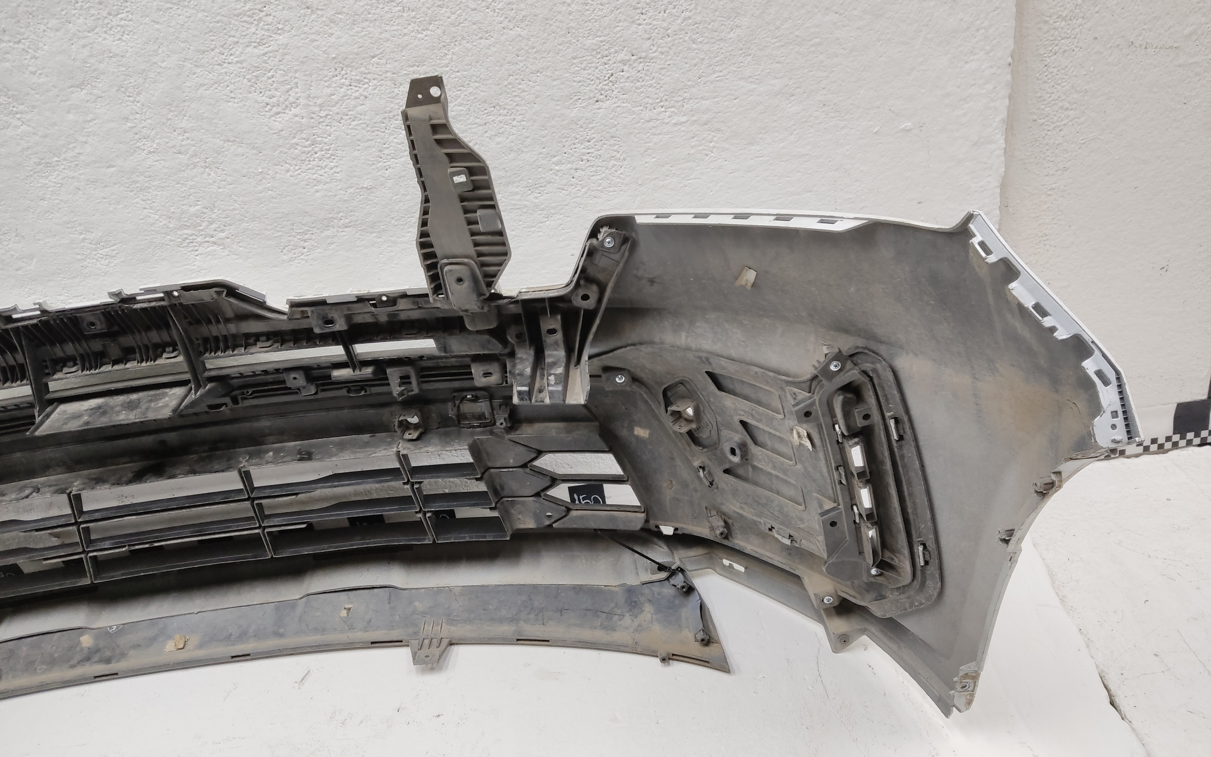 Бампер передний Kia Sorento 4