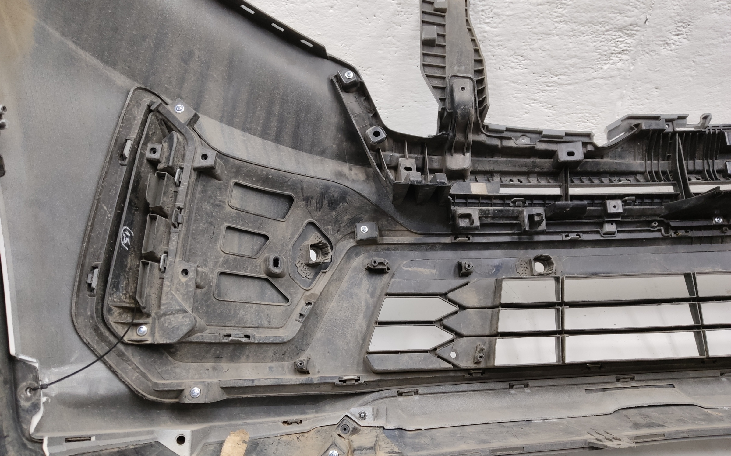 Бампер передний Kia Sorento 4