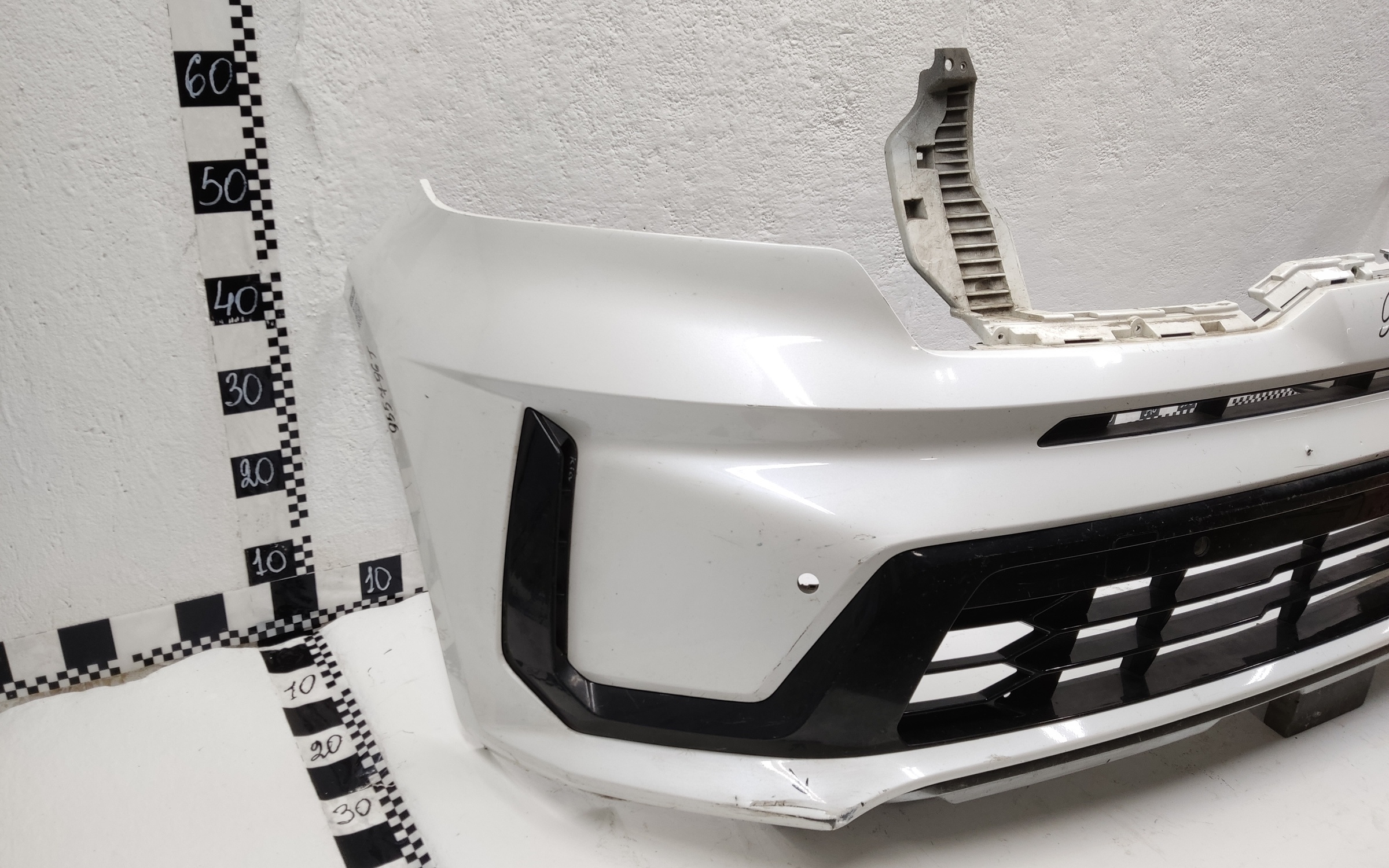 Бампер передний Kia Sorento 4