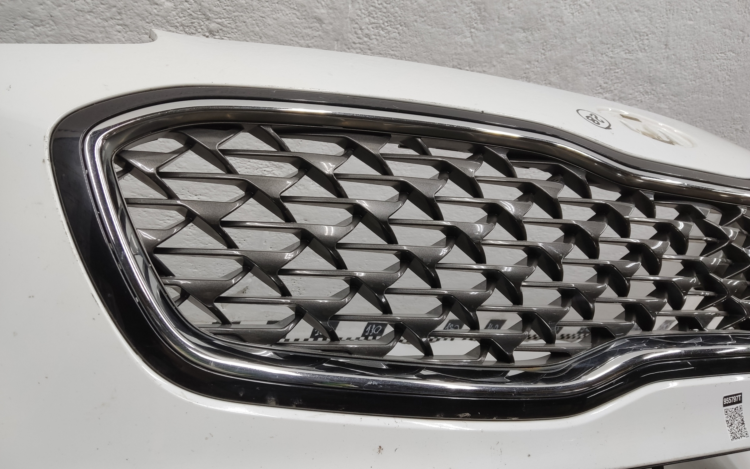 Бампер передний Kia Sportage 4 Restail