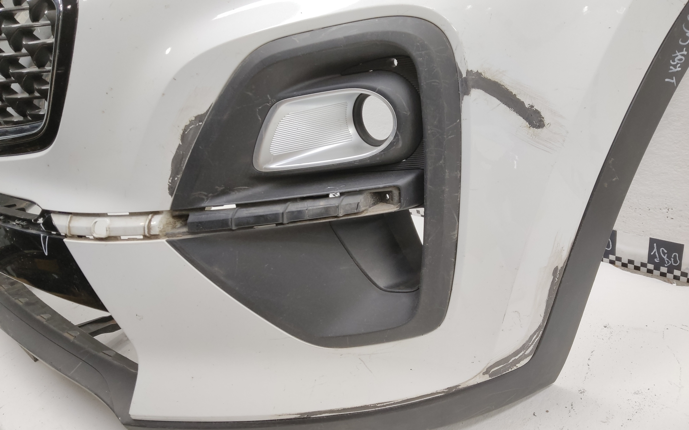 Бампер передний Kia Sportage 4 Restail