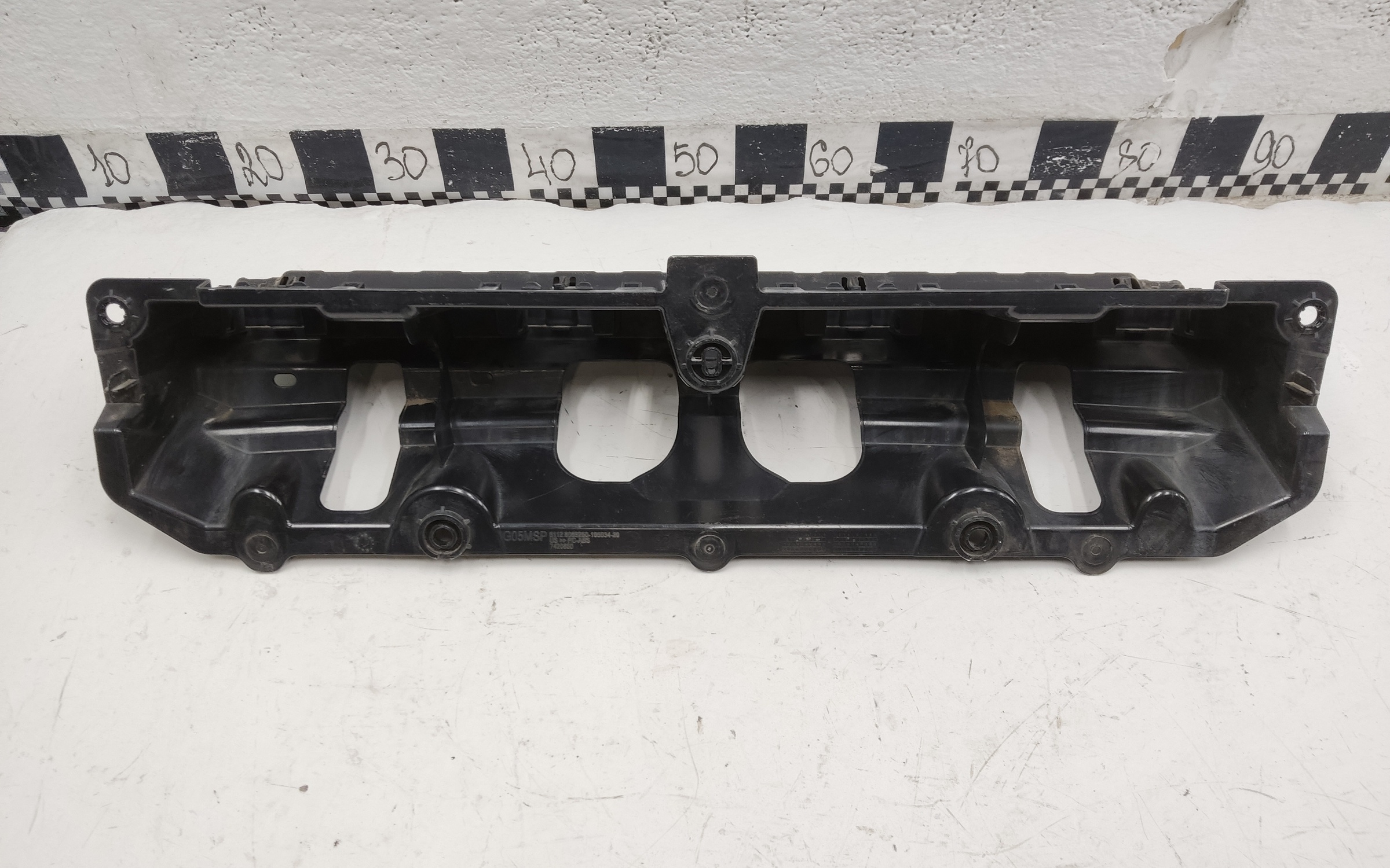 Кронштейн заднего бампера центральный BMW X5 G05 M-paket