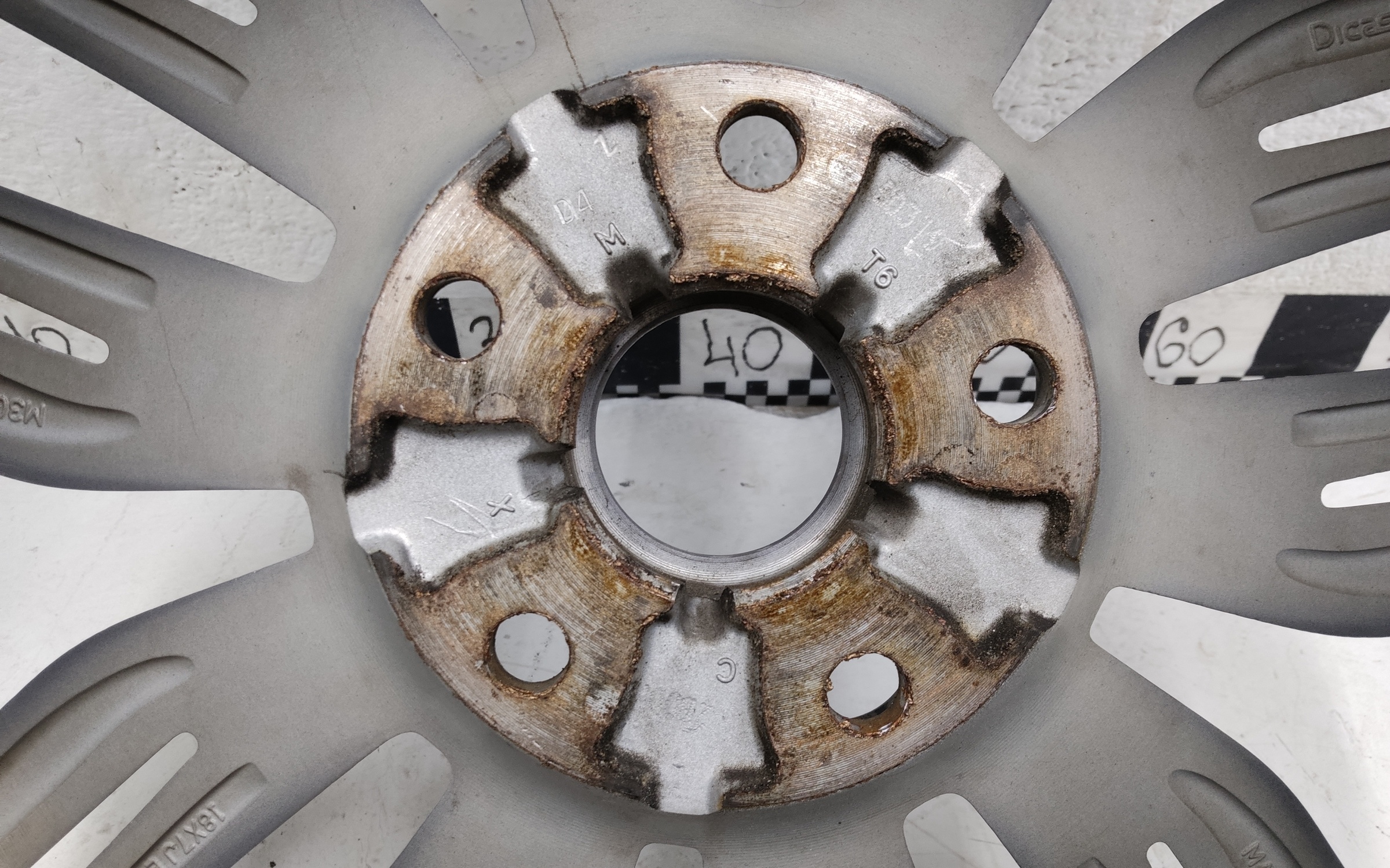 Диск колеса литой Geely Atlas Pro R18