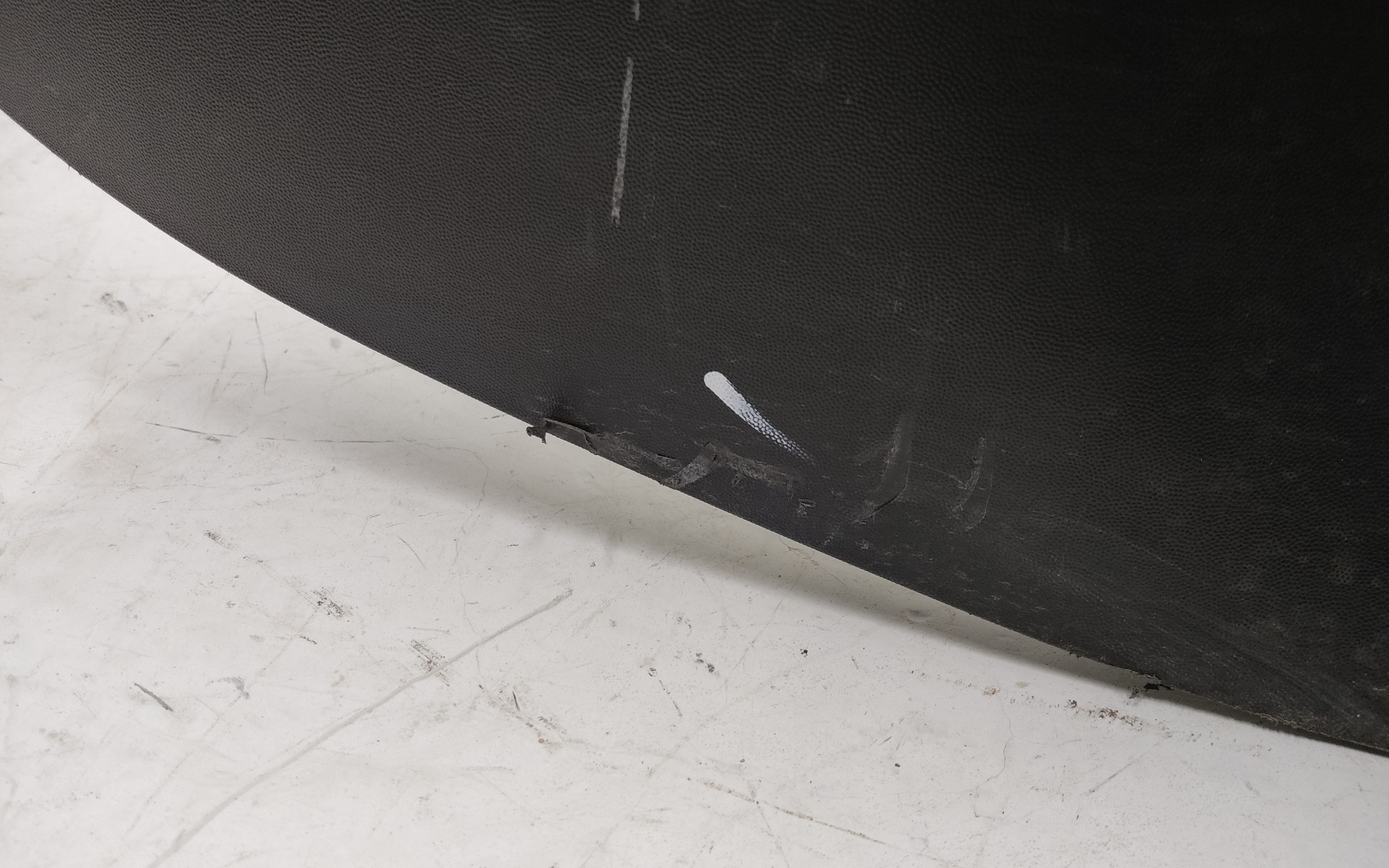 Крышка багажника Kia Sportage 5 под газлифт