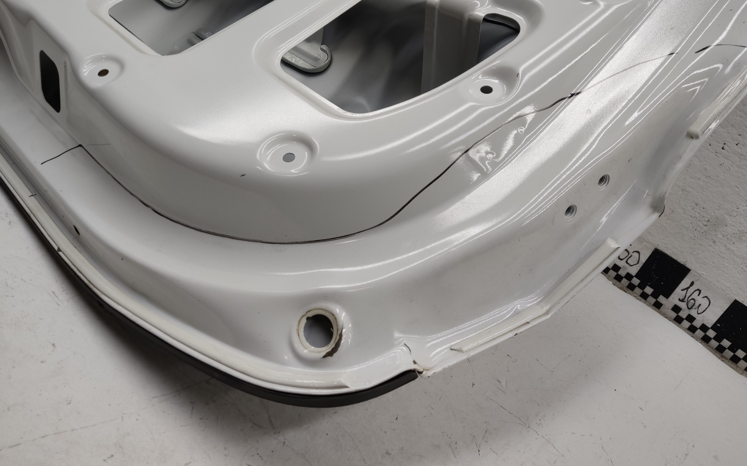 Крышка багажника Kia Sportage 5 под газлифт