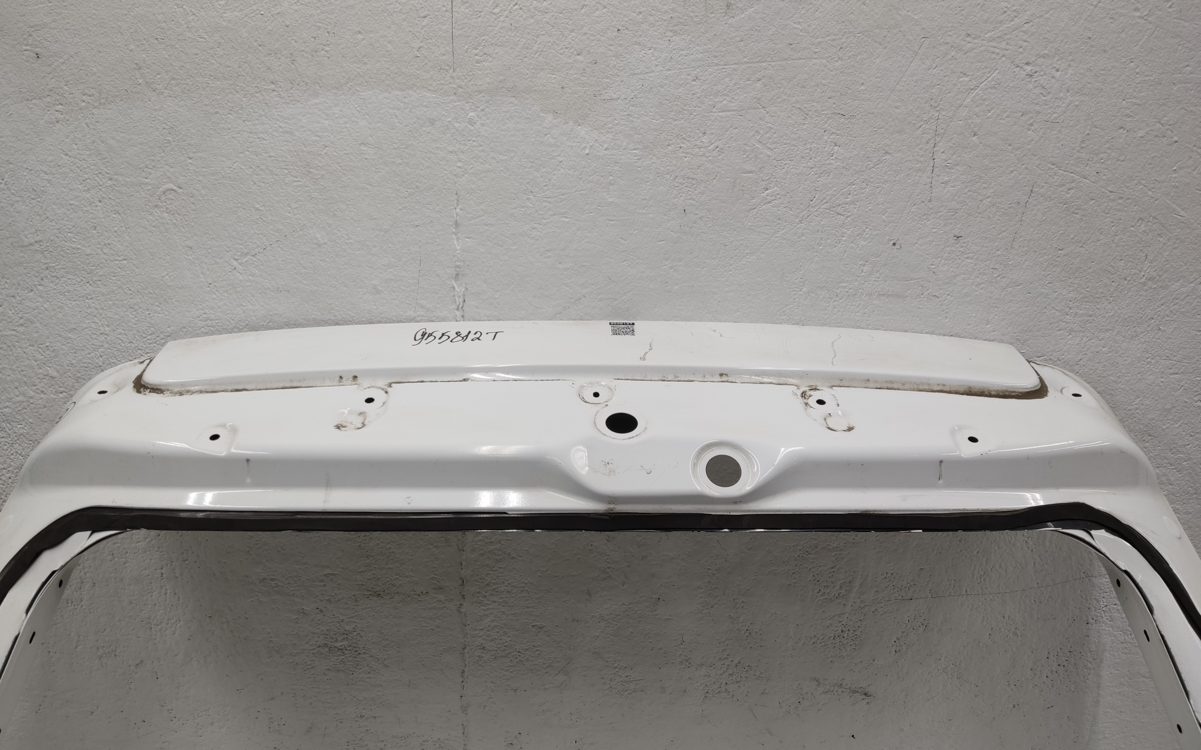 Крышка багажника Kia Sportage 5 под газлифт