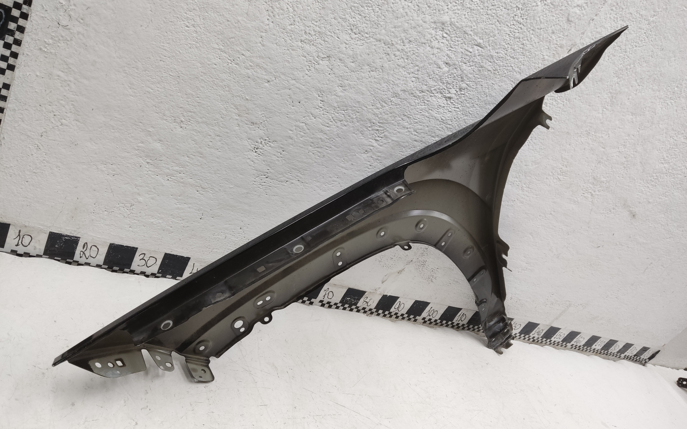 Крыло переднее правое Geely Atlas 2