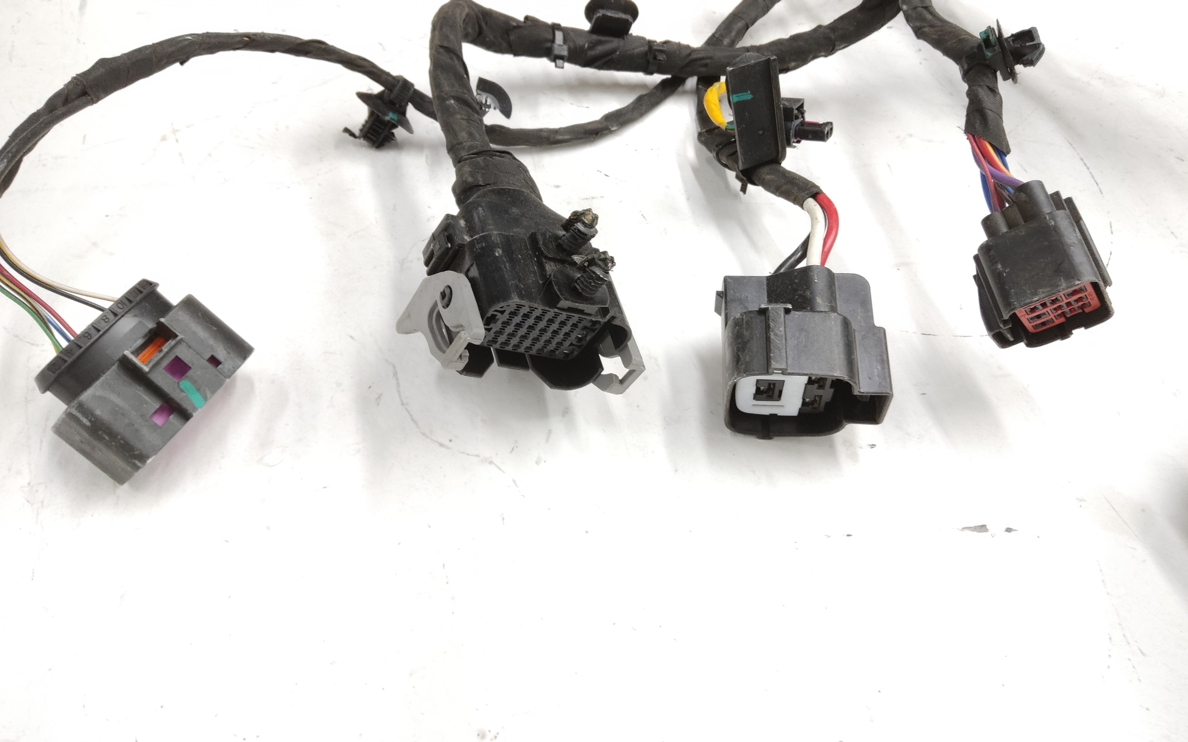 Проводка моторного отсека Geely Cityray