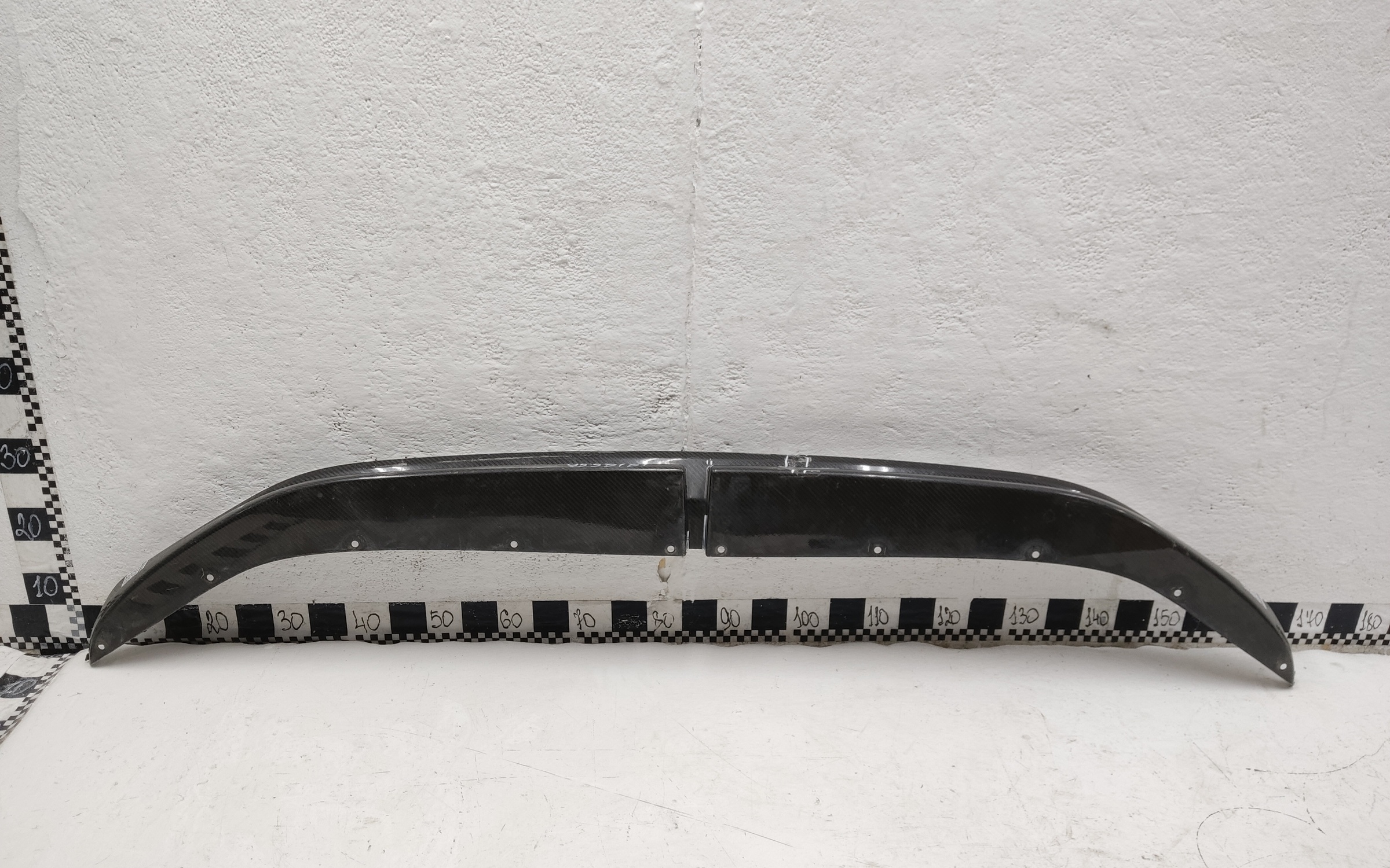 Юбка переднего бампера  Genesis GV80 карбон