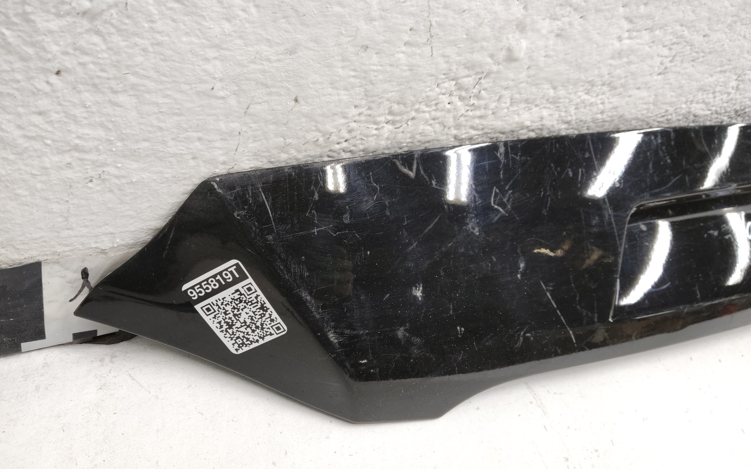 Накладка капота Tank 500 черная