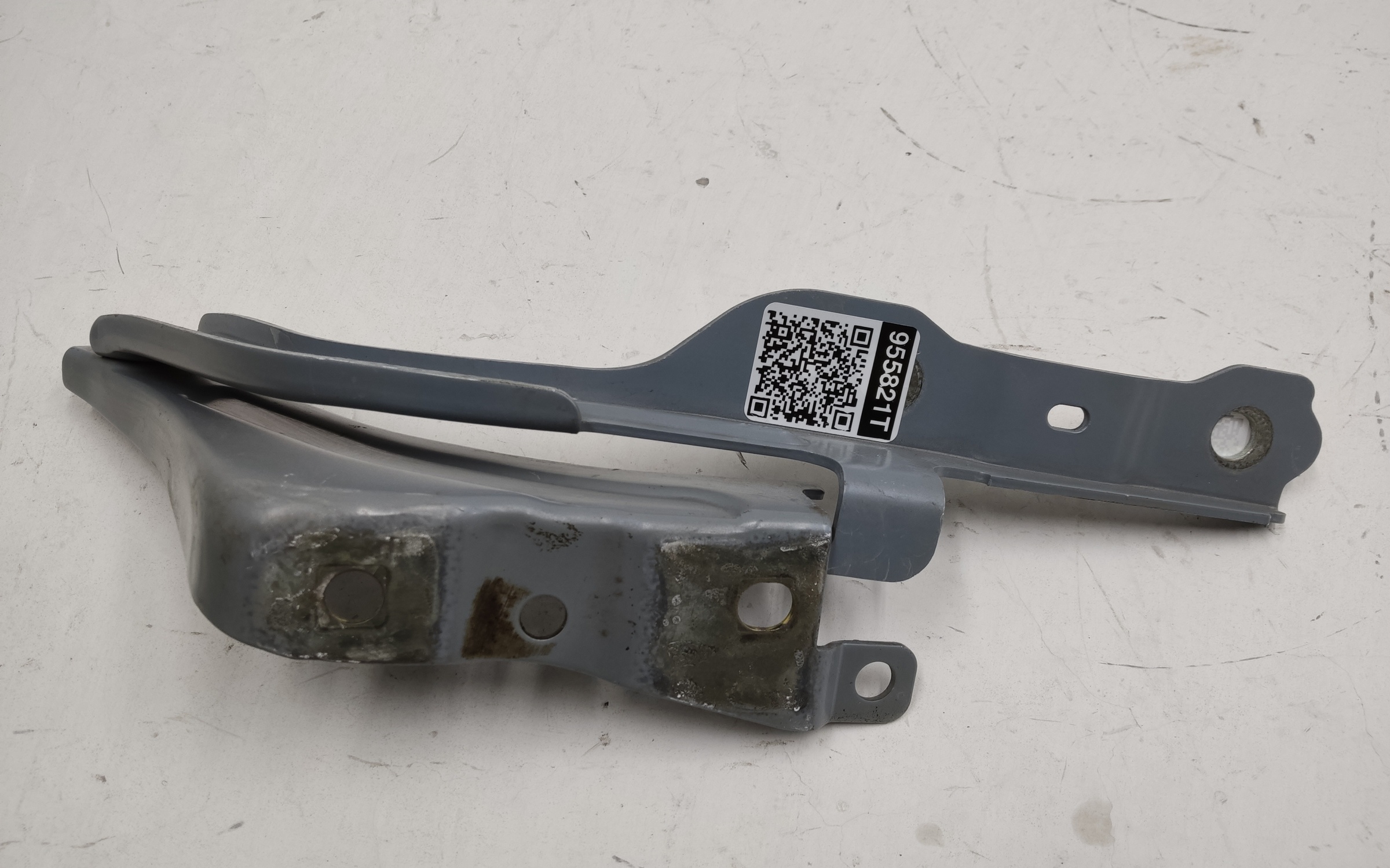 Петля капота левая Geely Tugella