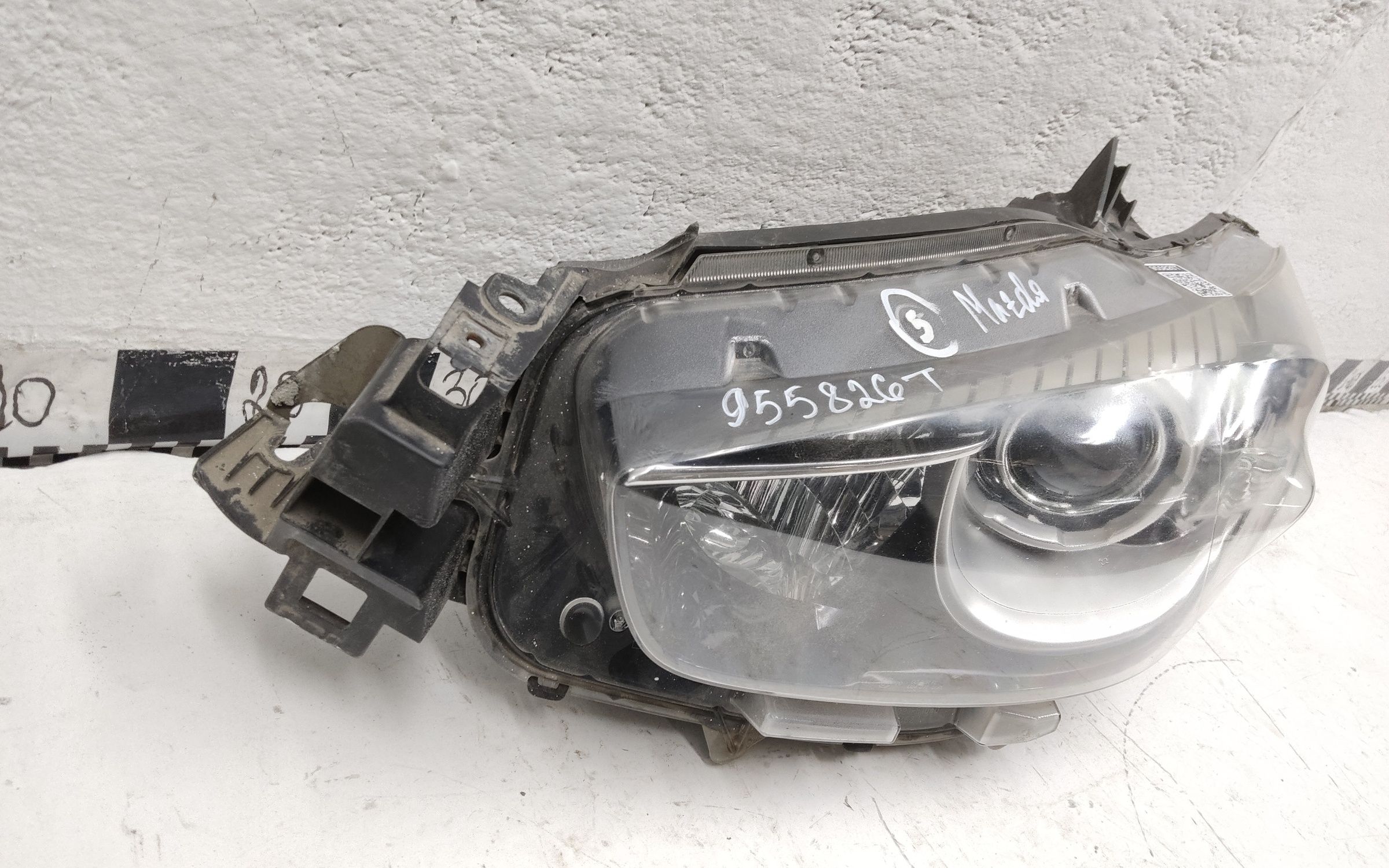 Фара передняя левая Mazda CX-5 1 ксенон
