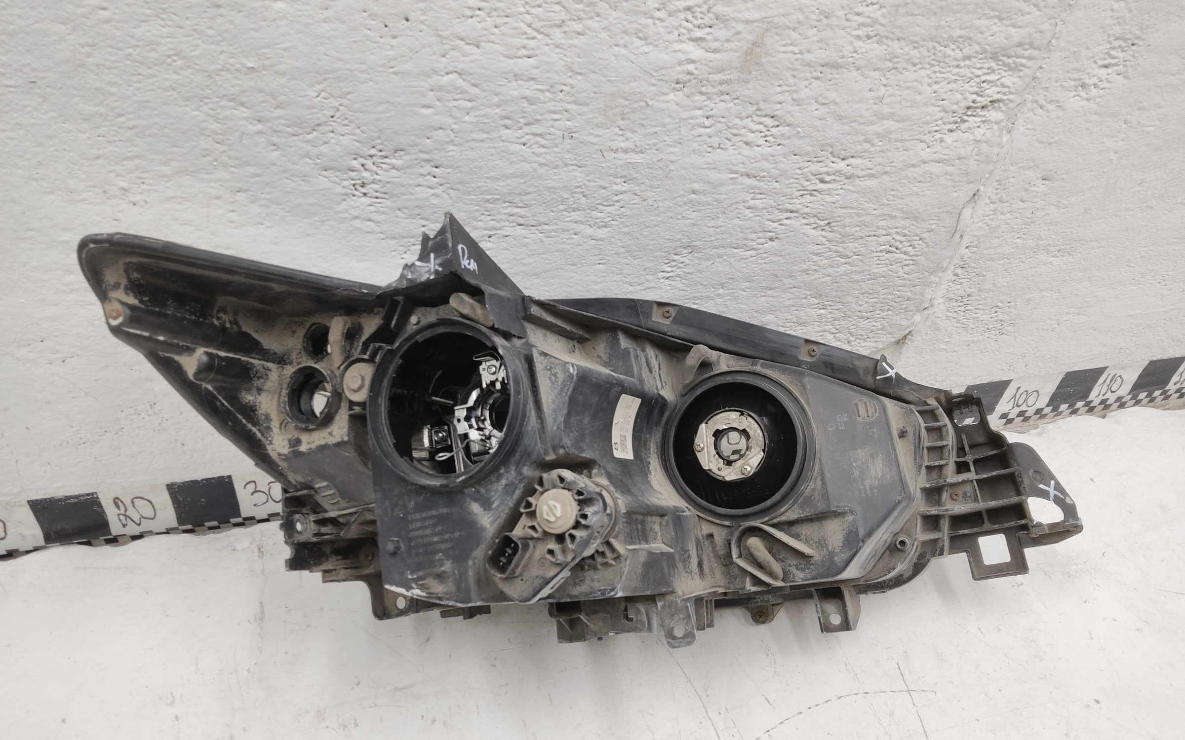 Фара передняя левая Mazda CX-5 1 ксенон